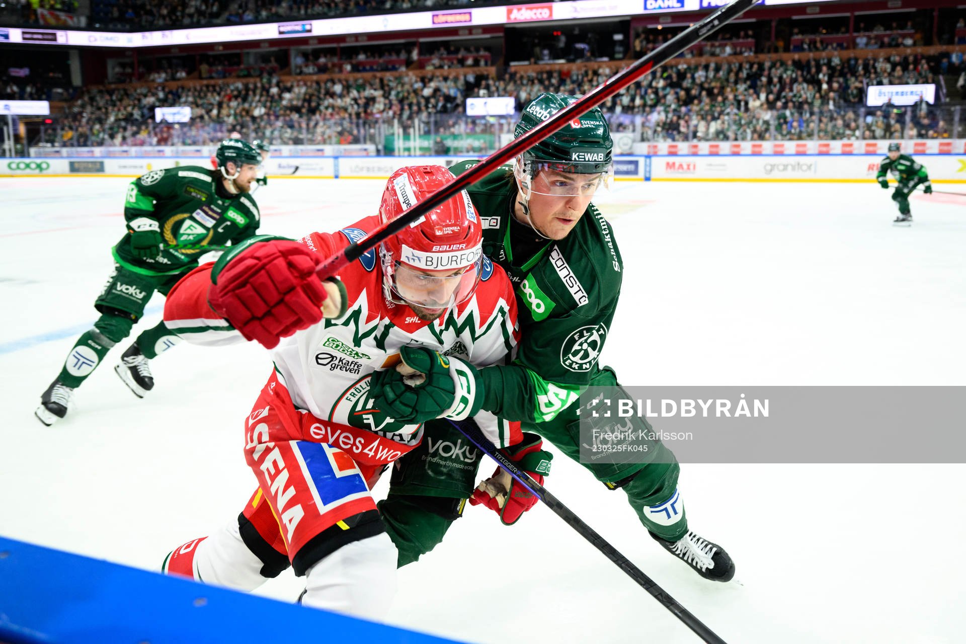 Frölundas Patrik Carlsson och Färjestads Max Lindroth