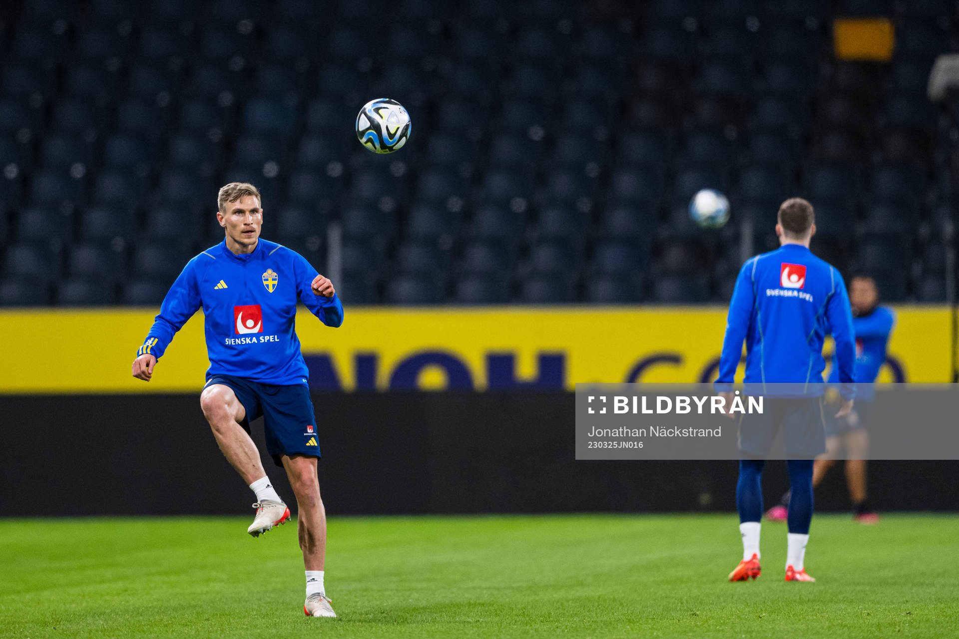 Carl Starfelt of the Swedish national football team