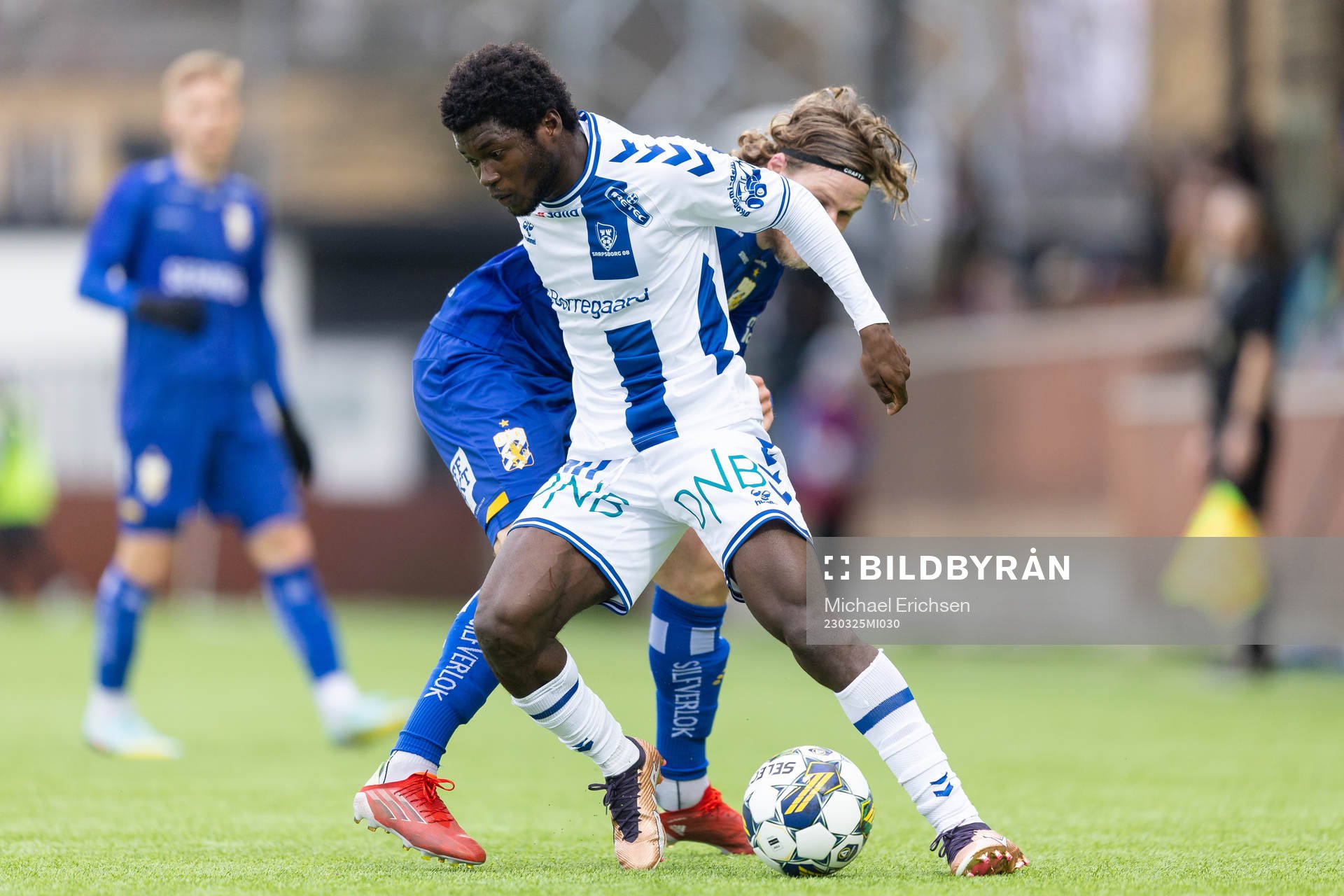IFK Göteborgs Gustaf Norlin och Sarpsborg 08s Chrisopher