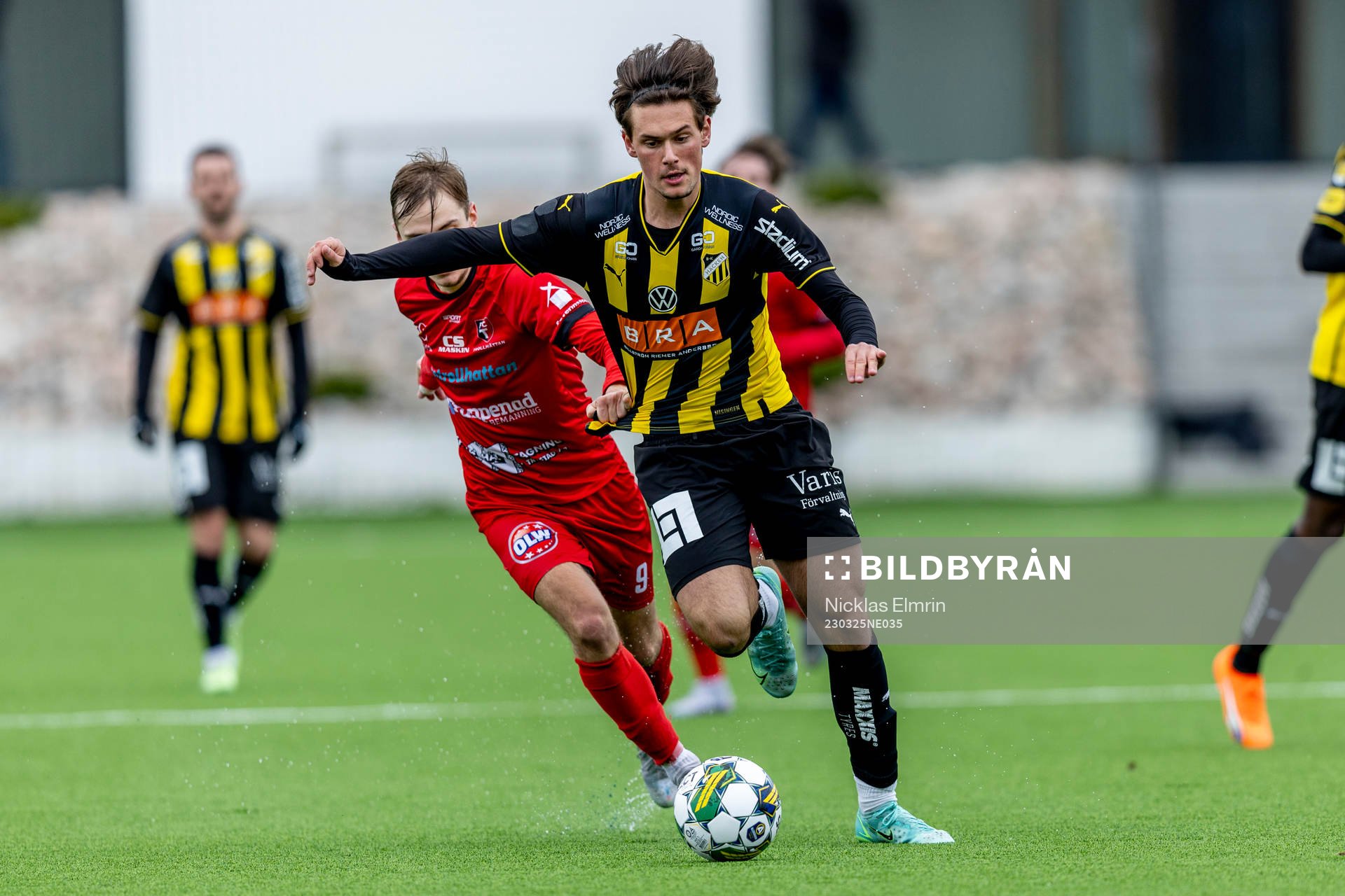 Häckens Sebastian Tipura under träningsmatchen i fotboll mellan Häcken och Trollhättan den 25 mars 2023 i Göteborg. 