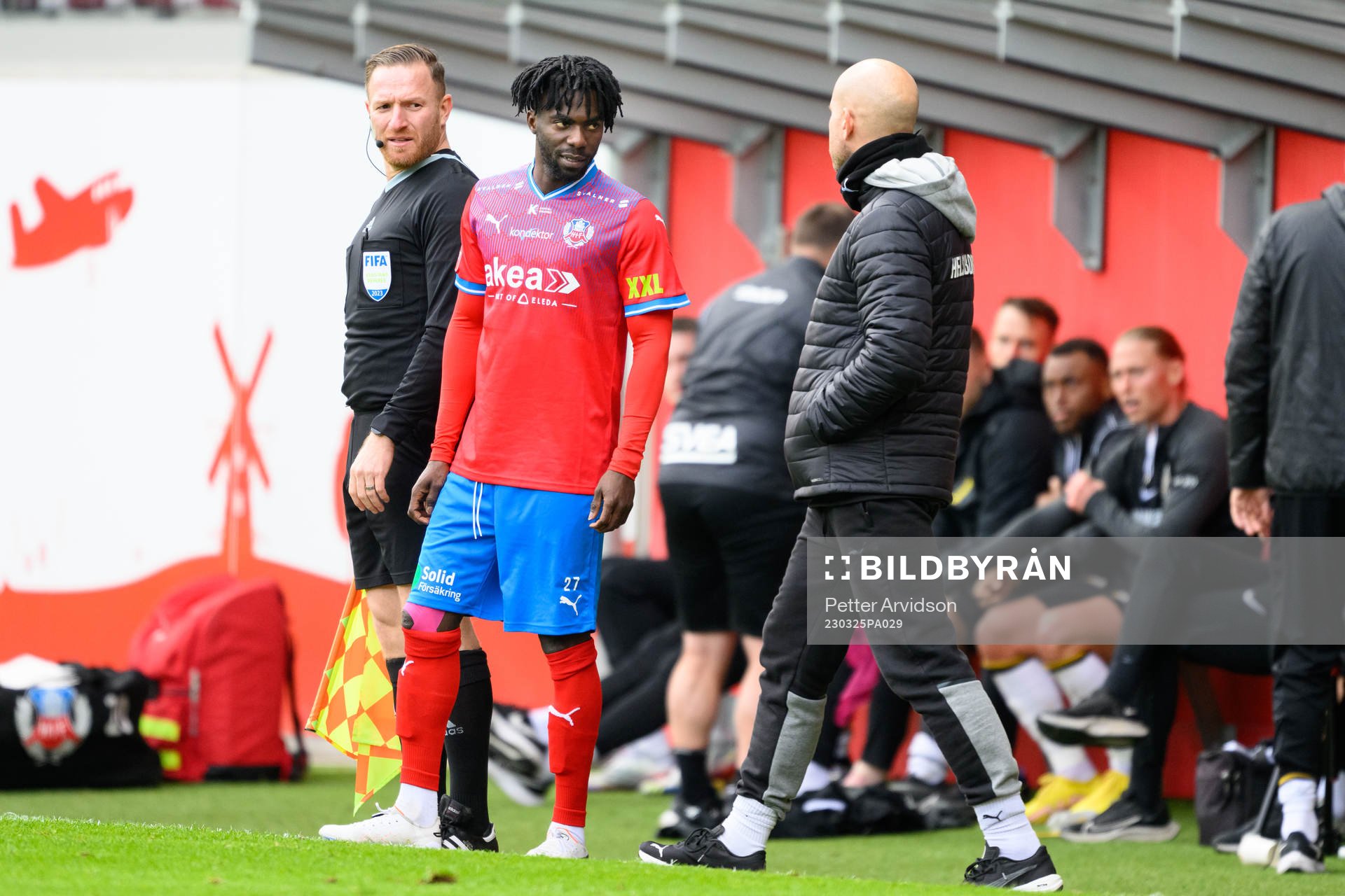 Helsingborgs Benjamin Acquah byts in