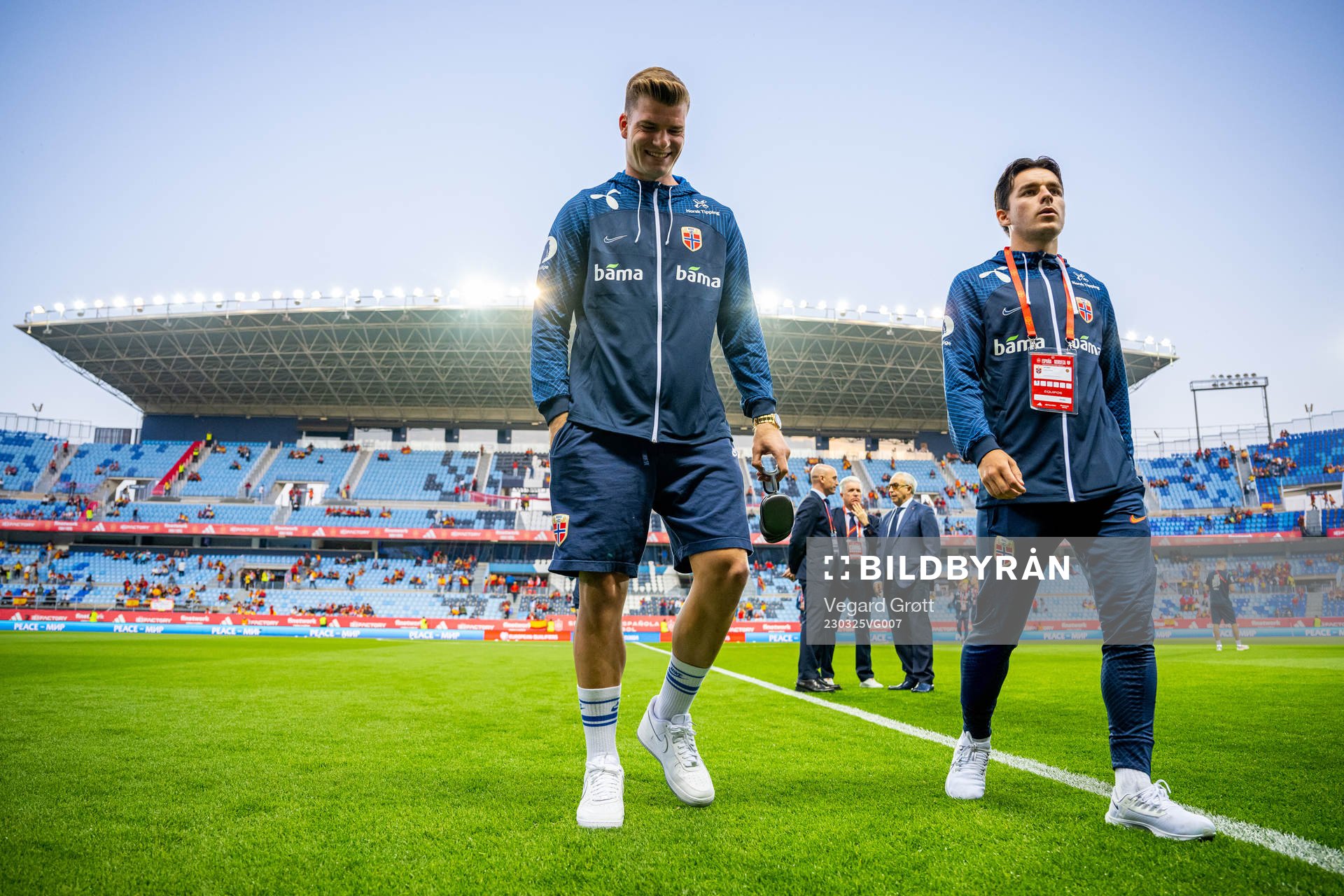 Alexander Sørloth and Hugo Vetlesen of Norway