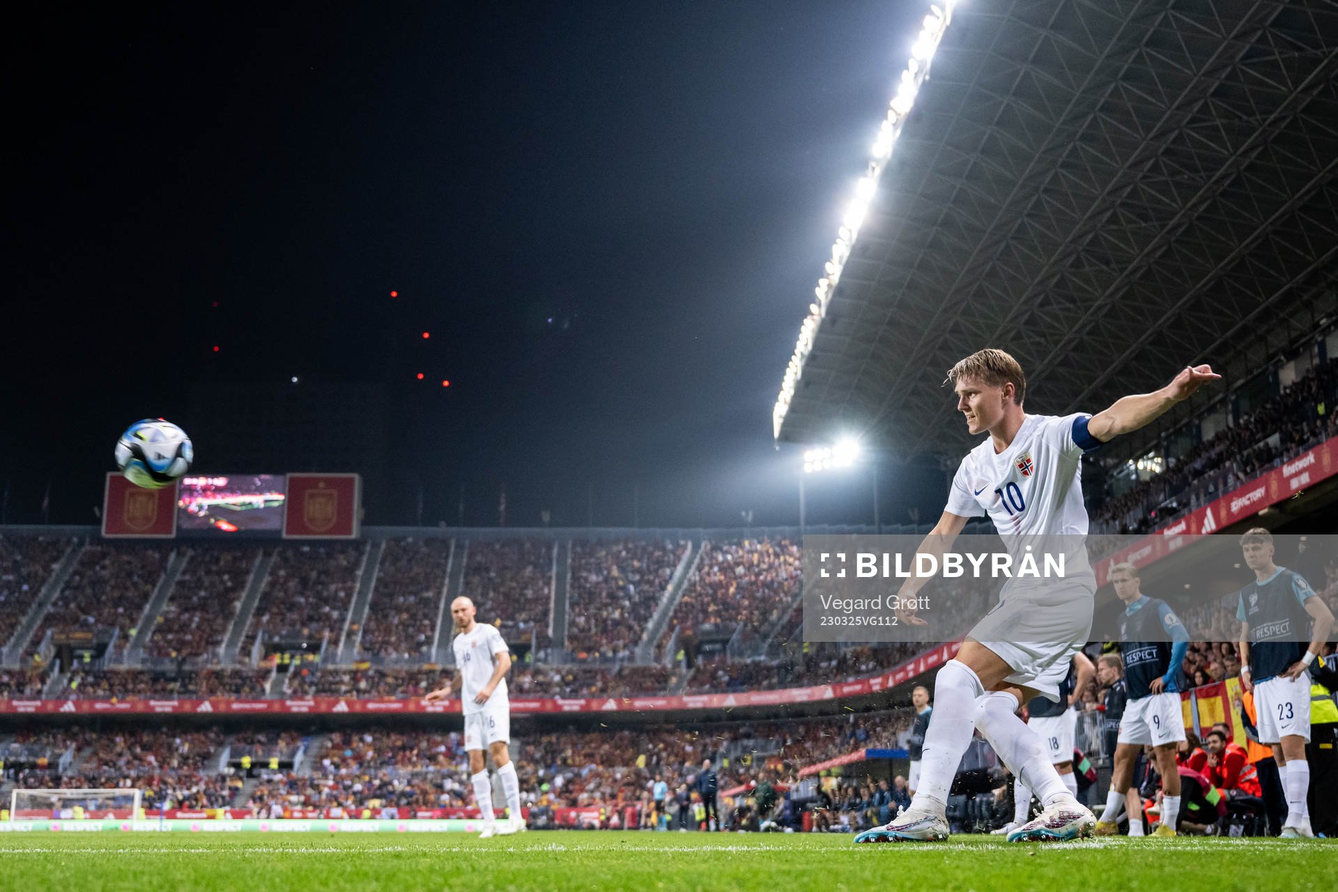 Martin Ødegaard of Norway takes a corner kick