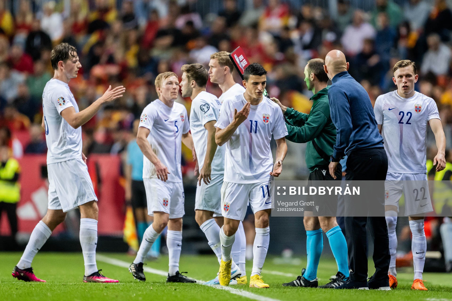 Mohamed Elyounoussi of Norway changes