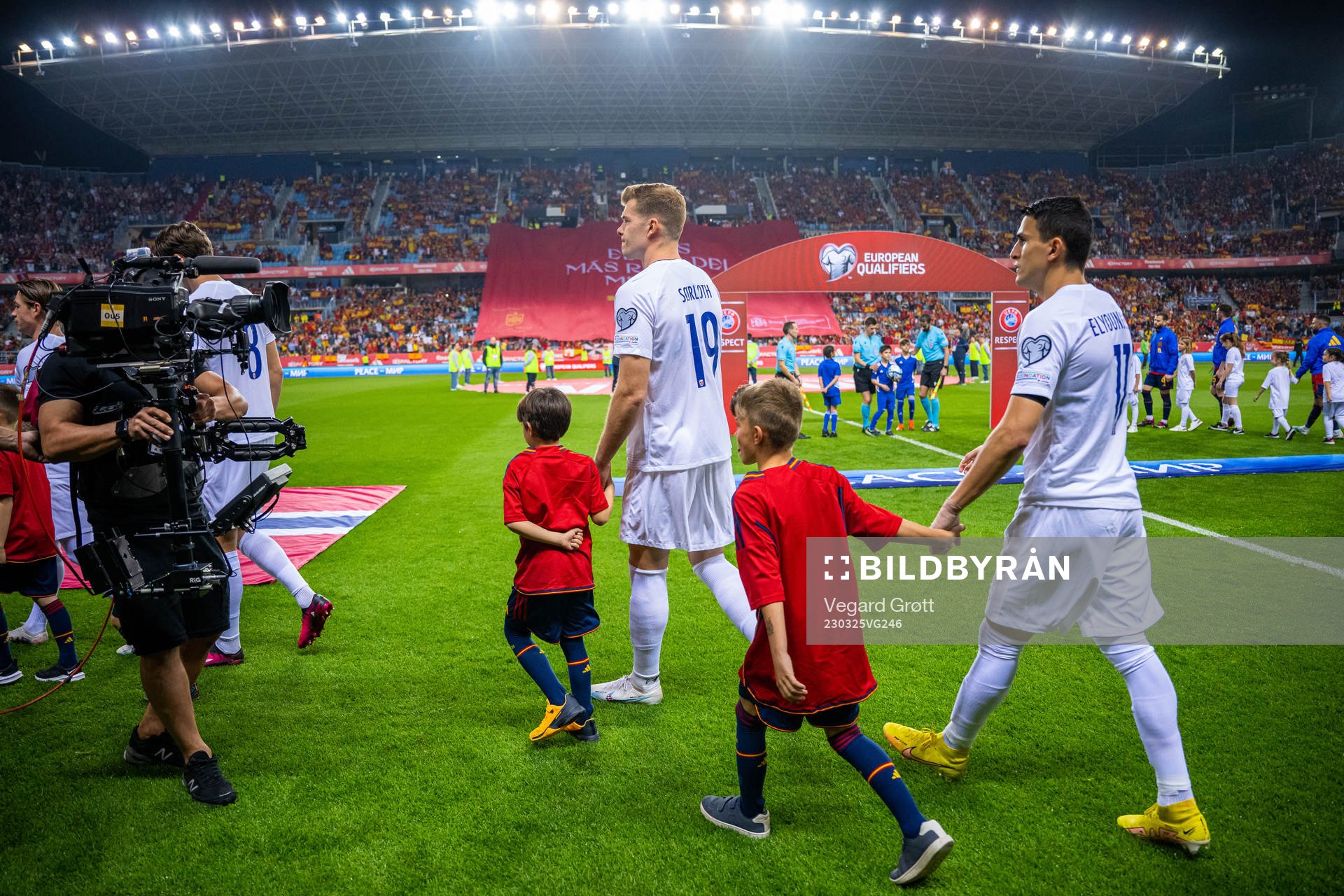 Alexander Sørloth and Mohamed Elyounoussi of Norway