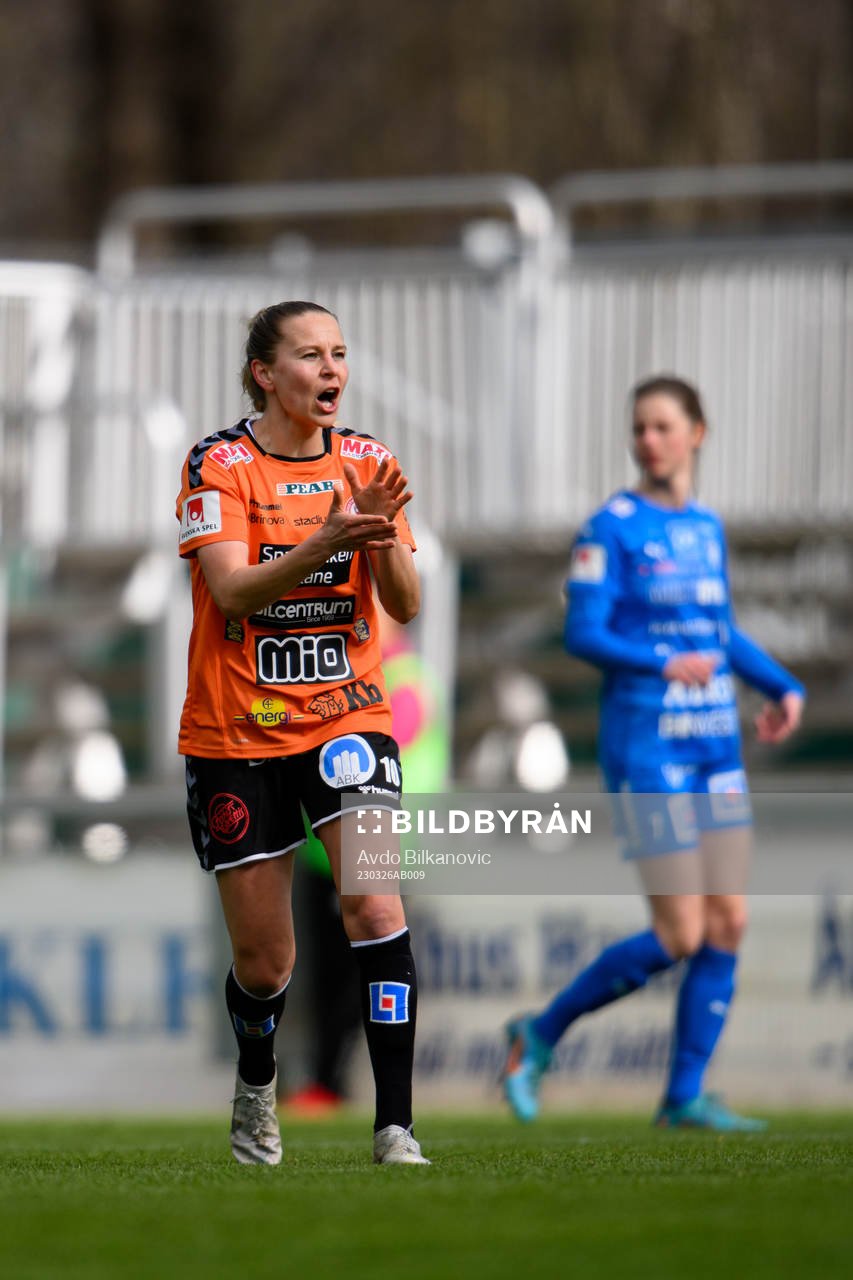 Kristianstads Emmi Alanen jublar