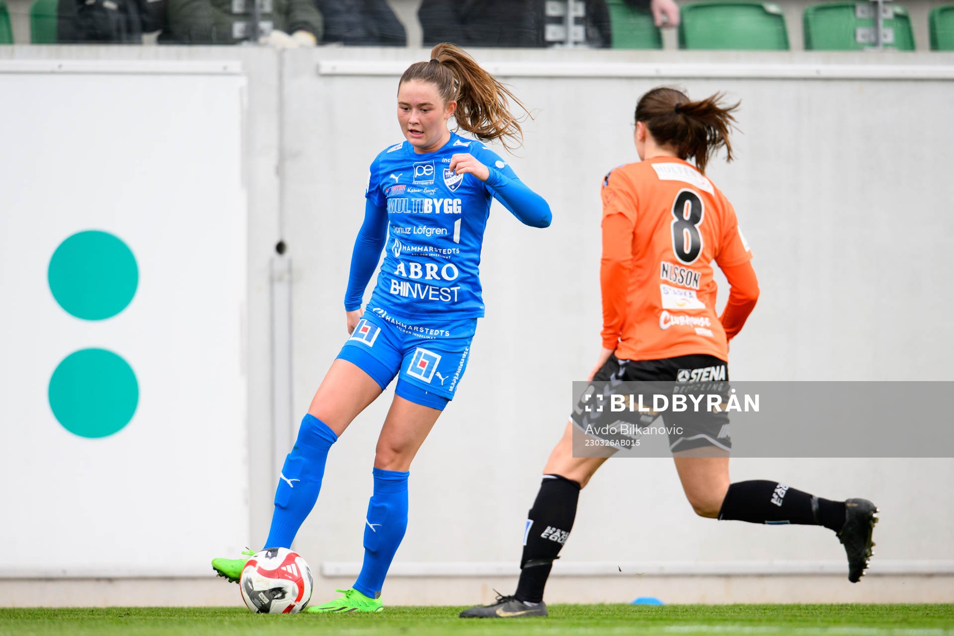 Kalmars Svea Rehnberg under fotbollsmatchen i Damallsvenskan mellan Kristianstad och Kalmar den 26 mars 2023 i Kristianstad. 