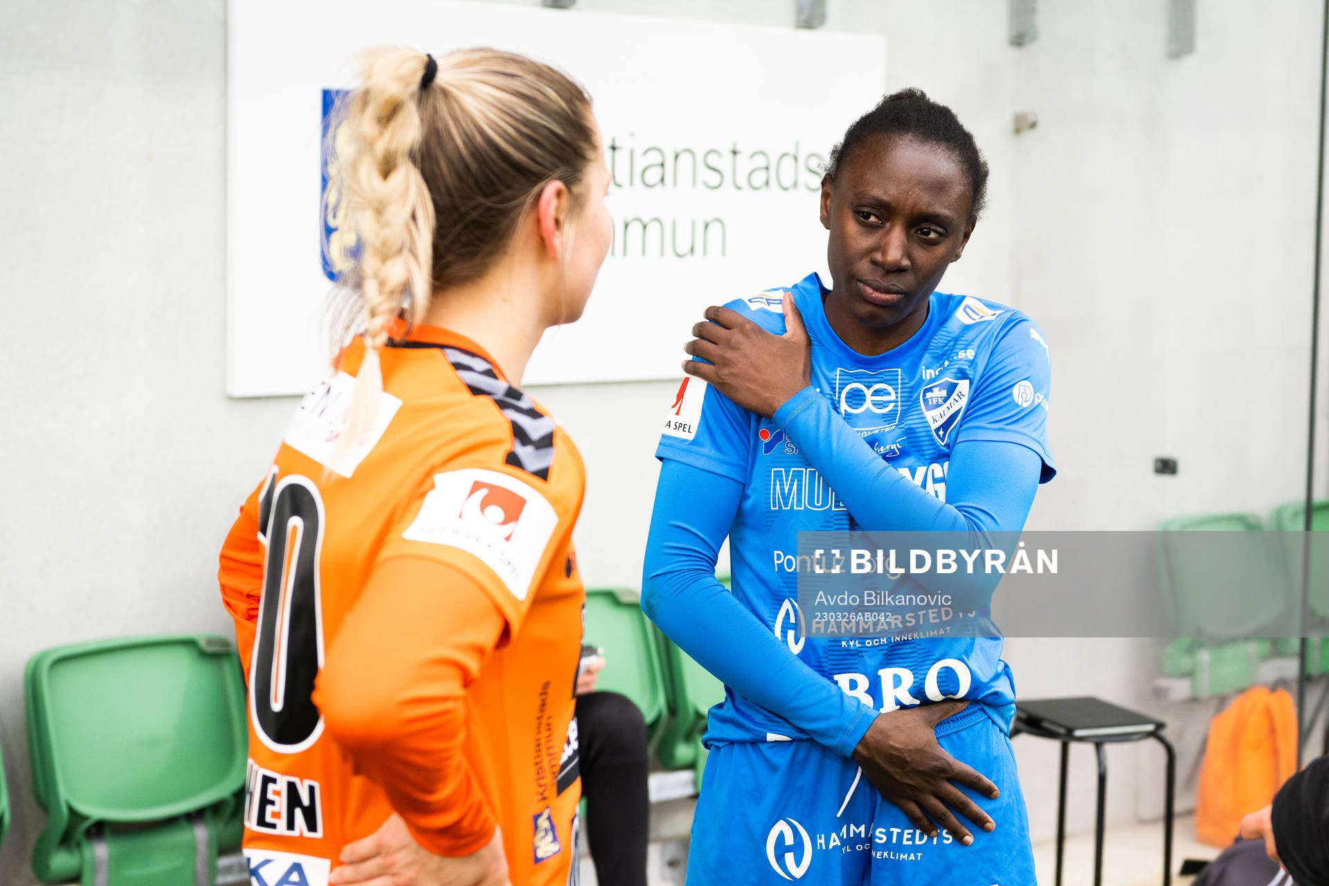 Kristianstads Emmi Alanen och Kalmars Violah Nambi