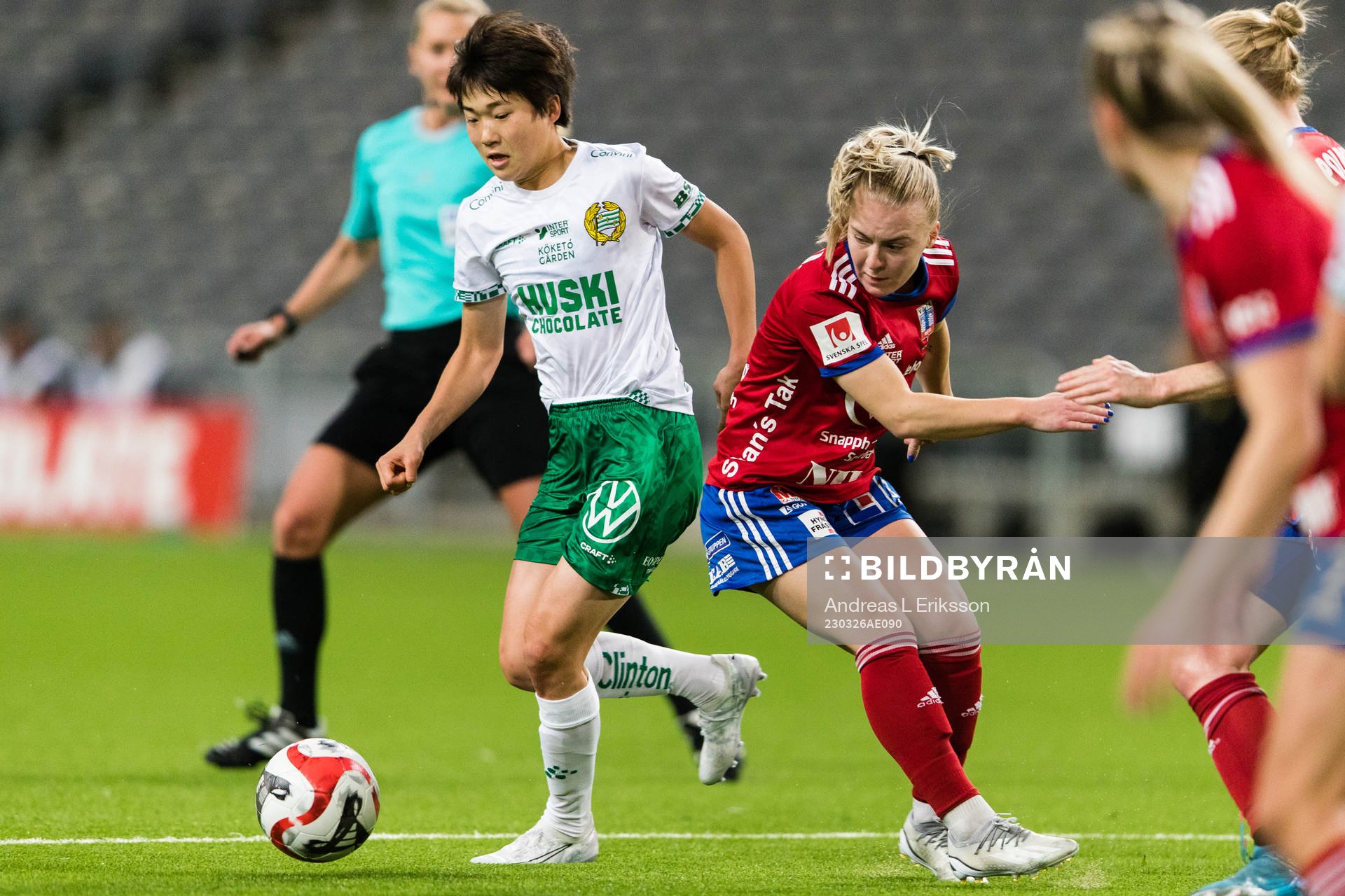 Hammarbys Maika Hamano och Vittsjös Jutta Rantala
