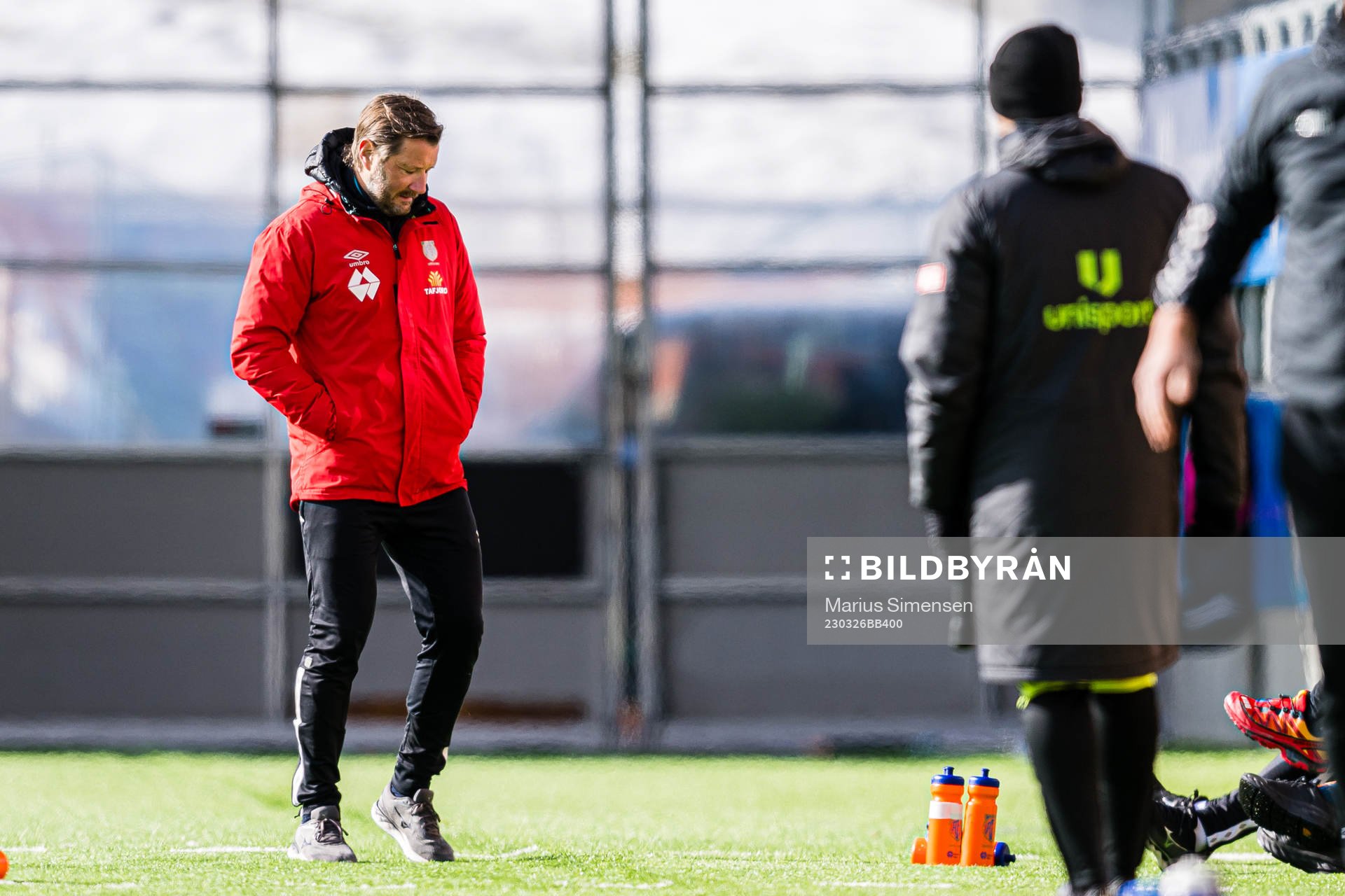 Frode Fagermo, head coach of AaFK Fortuna, looks dejected