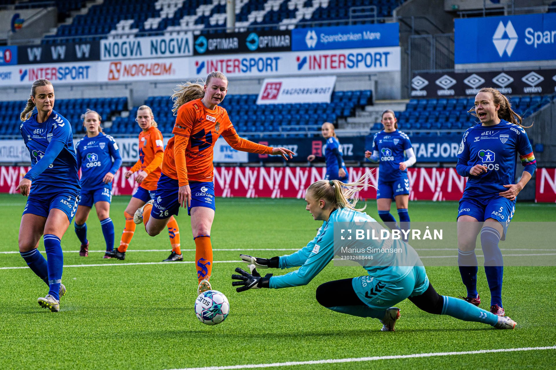 Emma Braut Brunes of Kolbotn, Karna Solskjær of AaFK