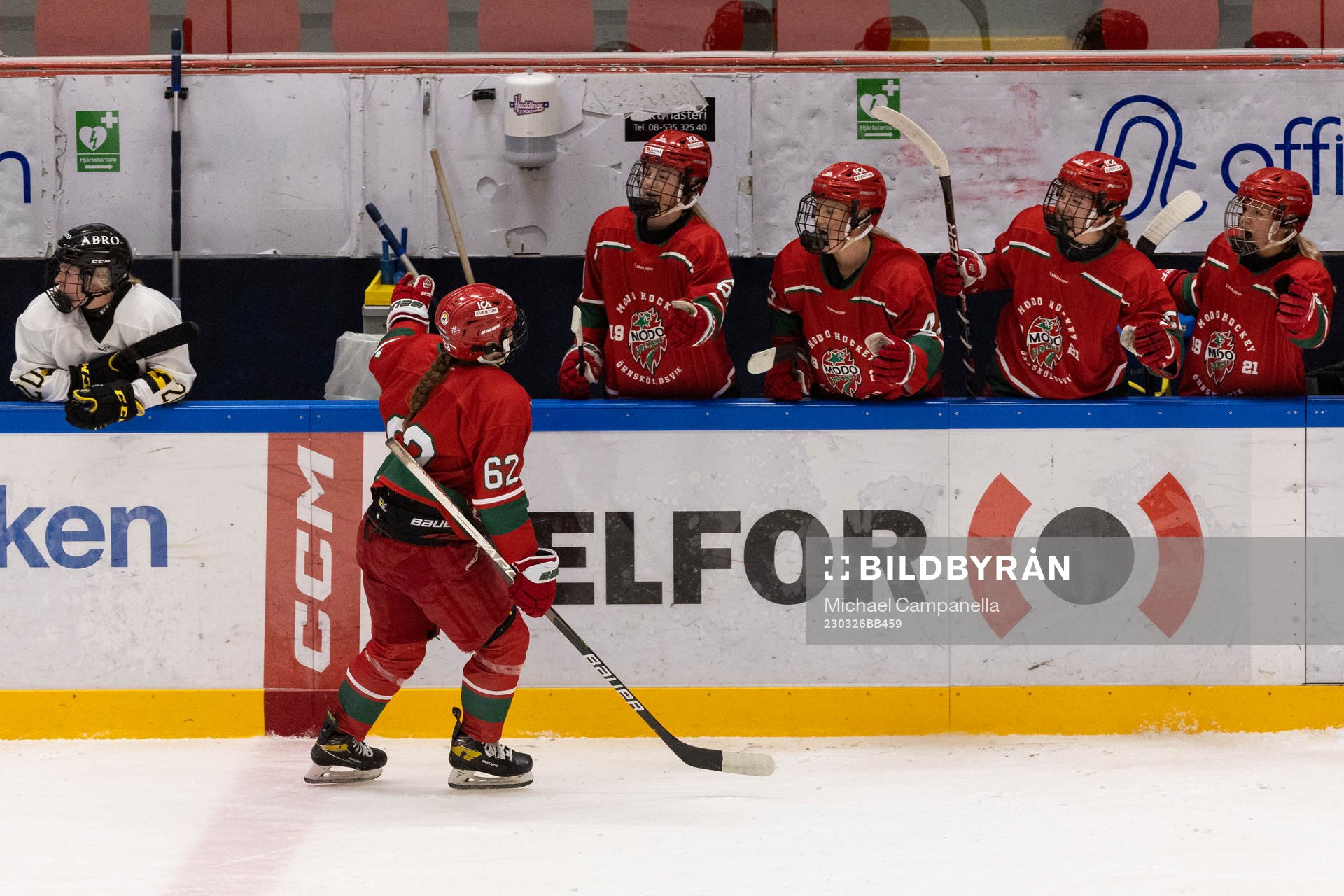 Modos Tea Lokke Nyberg jublar 1-0 målet