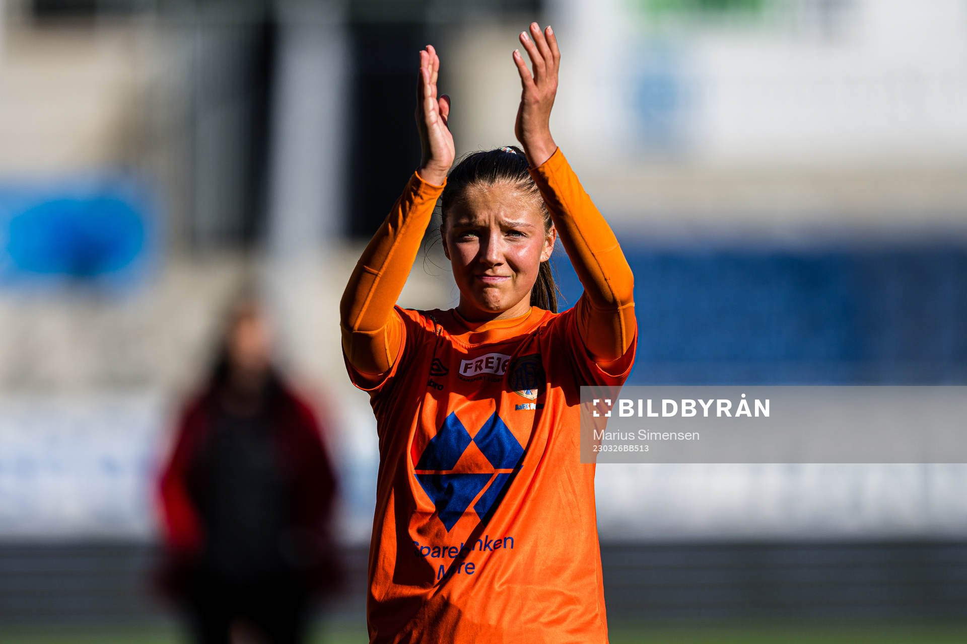 Hanna Bråten Gravem of AaFK Fortuna looks dejected