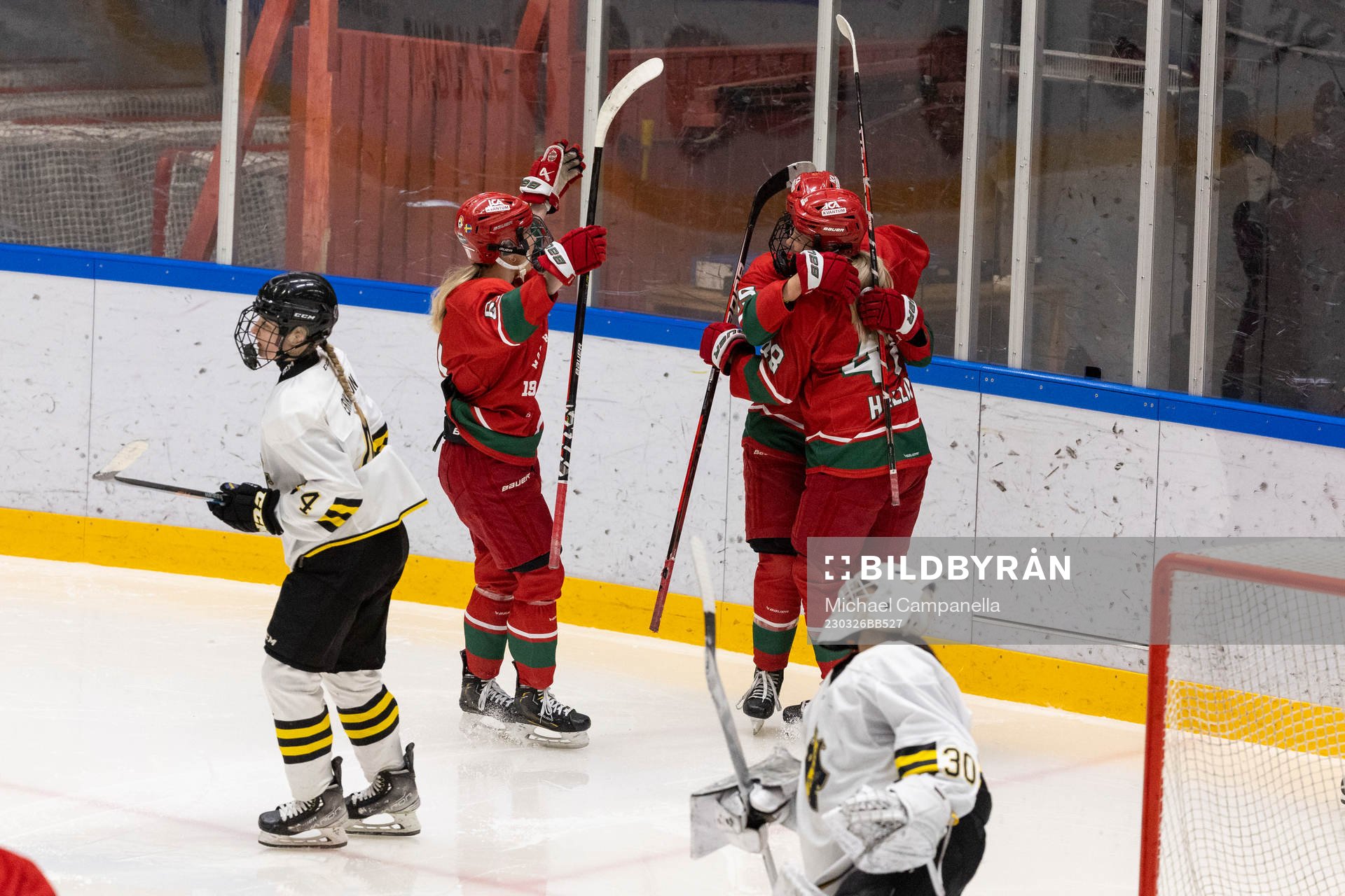 under finalen i U-20-cupen i ishockey mellan Modo och AIK
