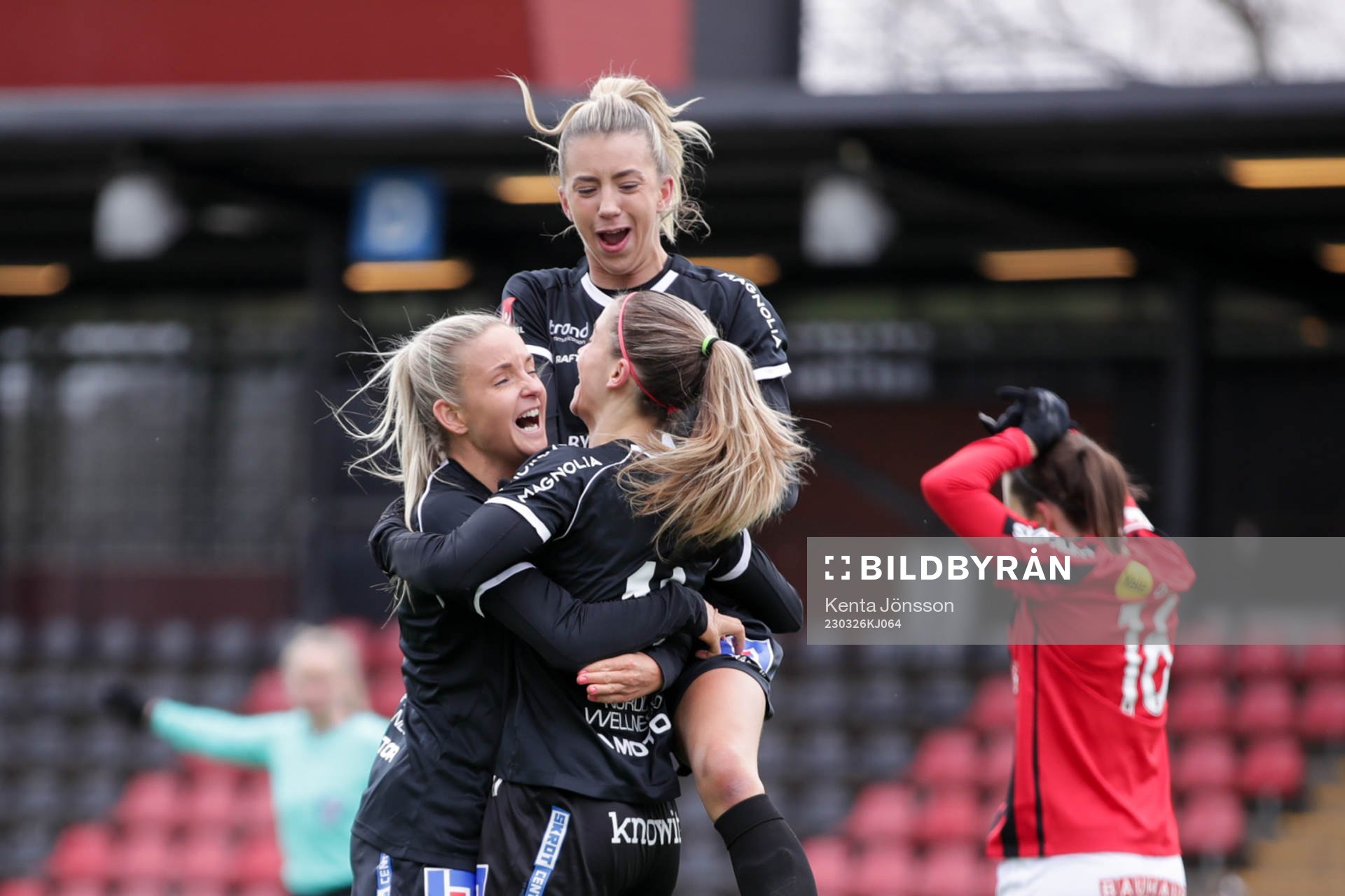 IK Uppsalas Johanna Renmark jublar