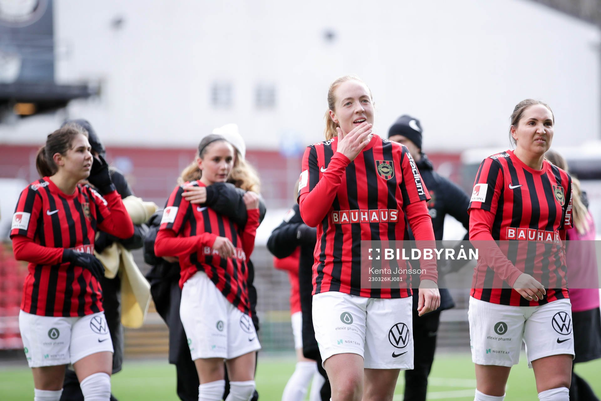 Brommapojkarnas spelare deppar fotbollsmatchen i