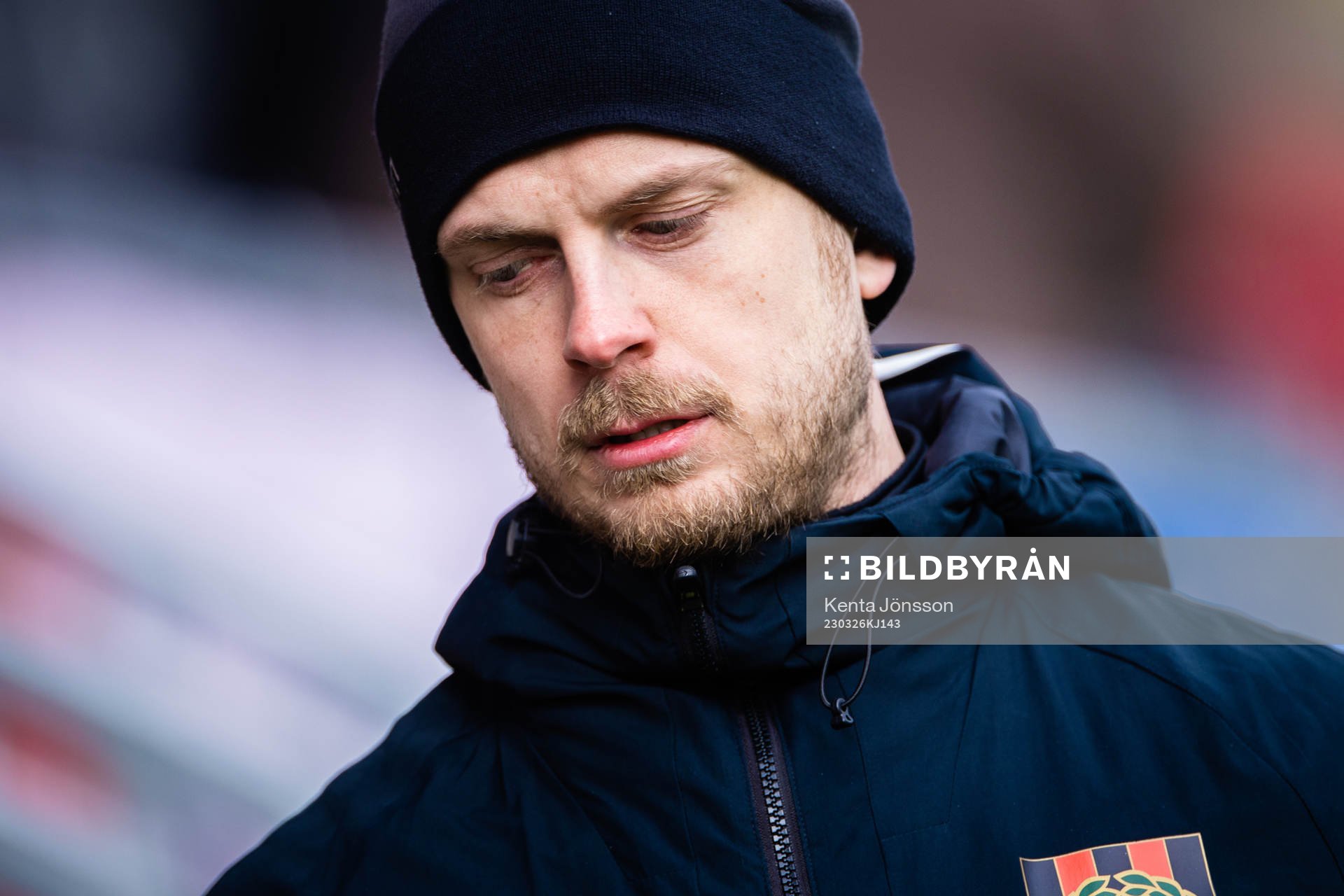 Brommapojkarnas tränare Daniel Gunnars deppar