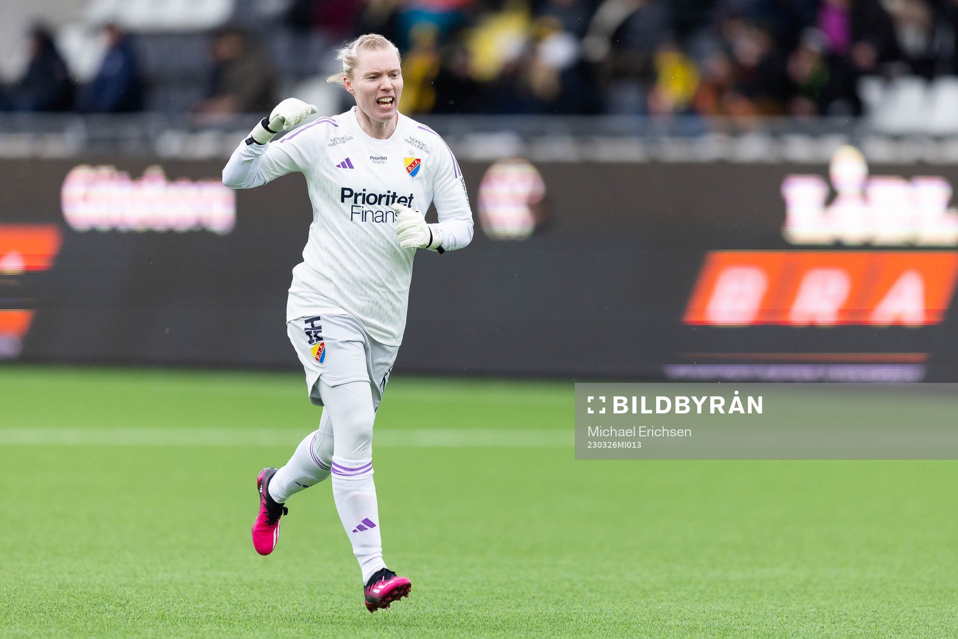 Djurgårdens målvakt Hedvig Lindahl jublar