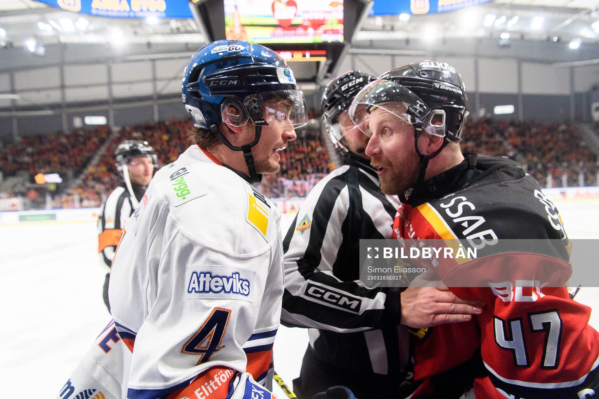 Växjös Keegan Lowe och Luleås Leo Komarov