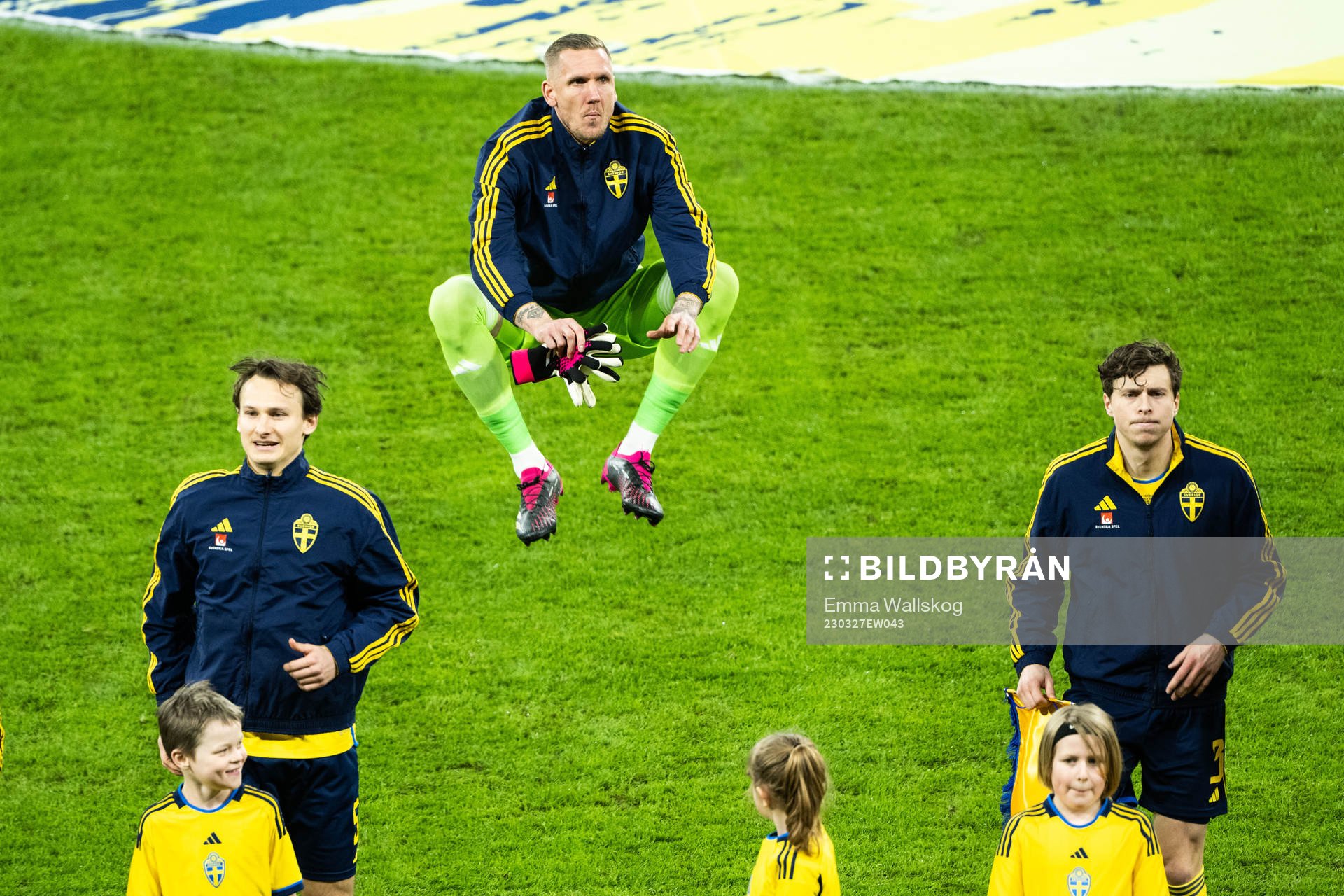 Hjalmar Ekdal, goalkeeper Robin Olsen and Victor Nilsson