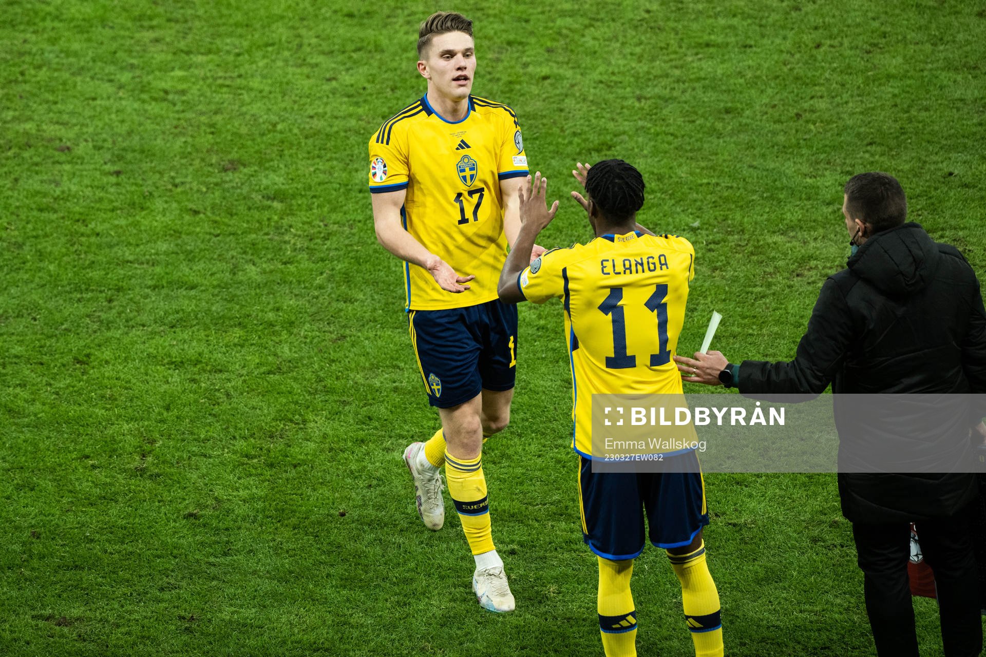 Viktor Gyökeres of Sweden is substituted off for Anthony