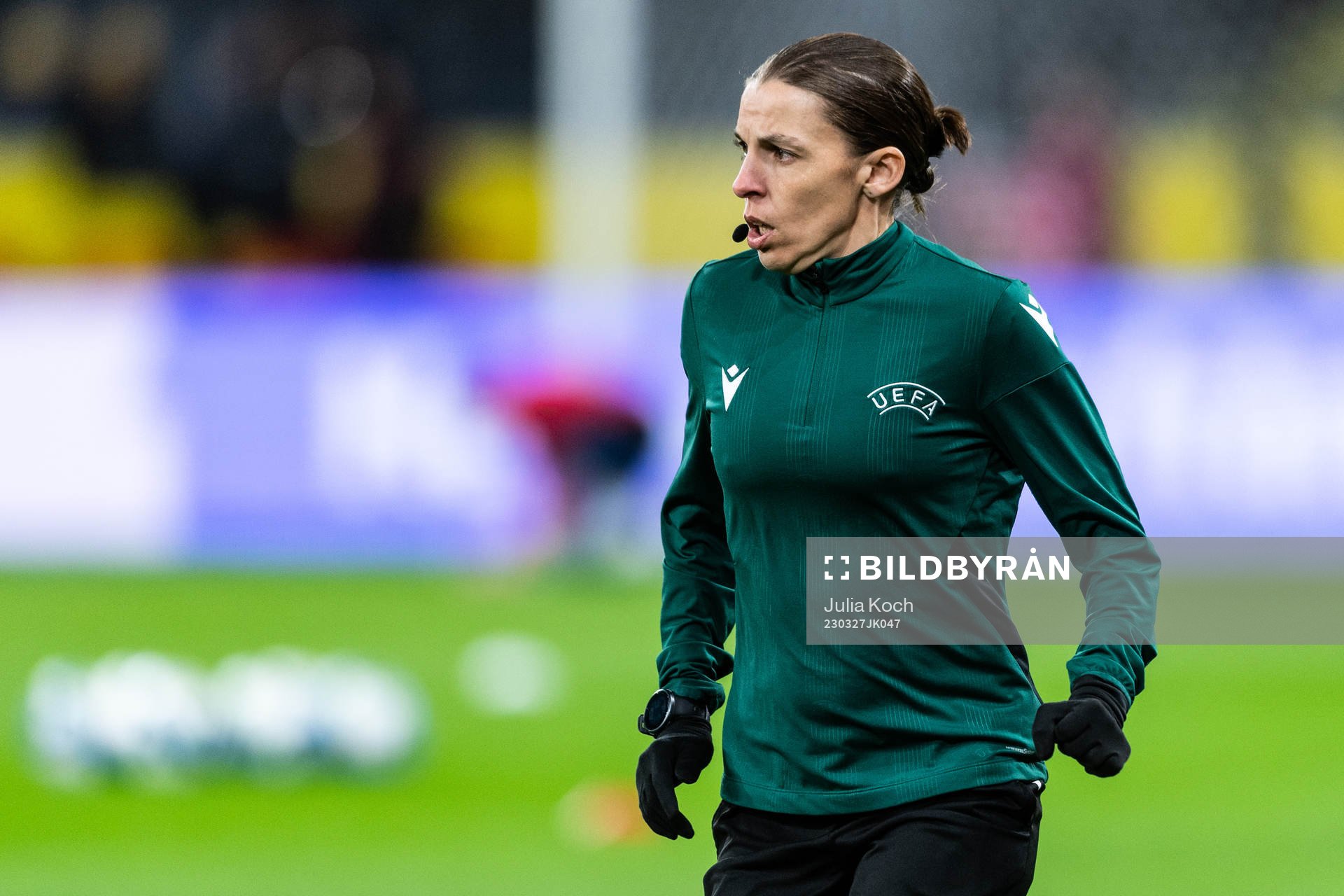 Referee Stéphanie Frappart