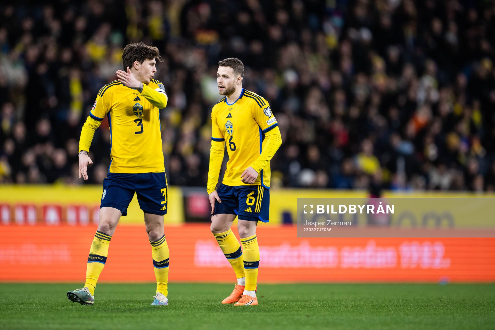 Victor Nilsson Lindelöf and Gabriel Gudmundsson of Sweden