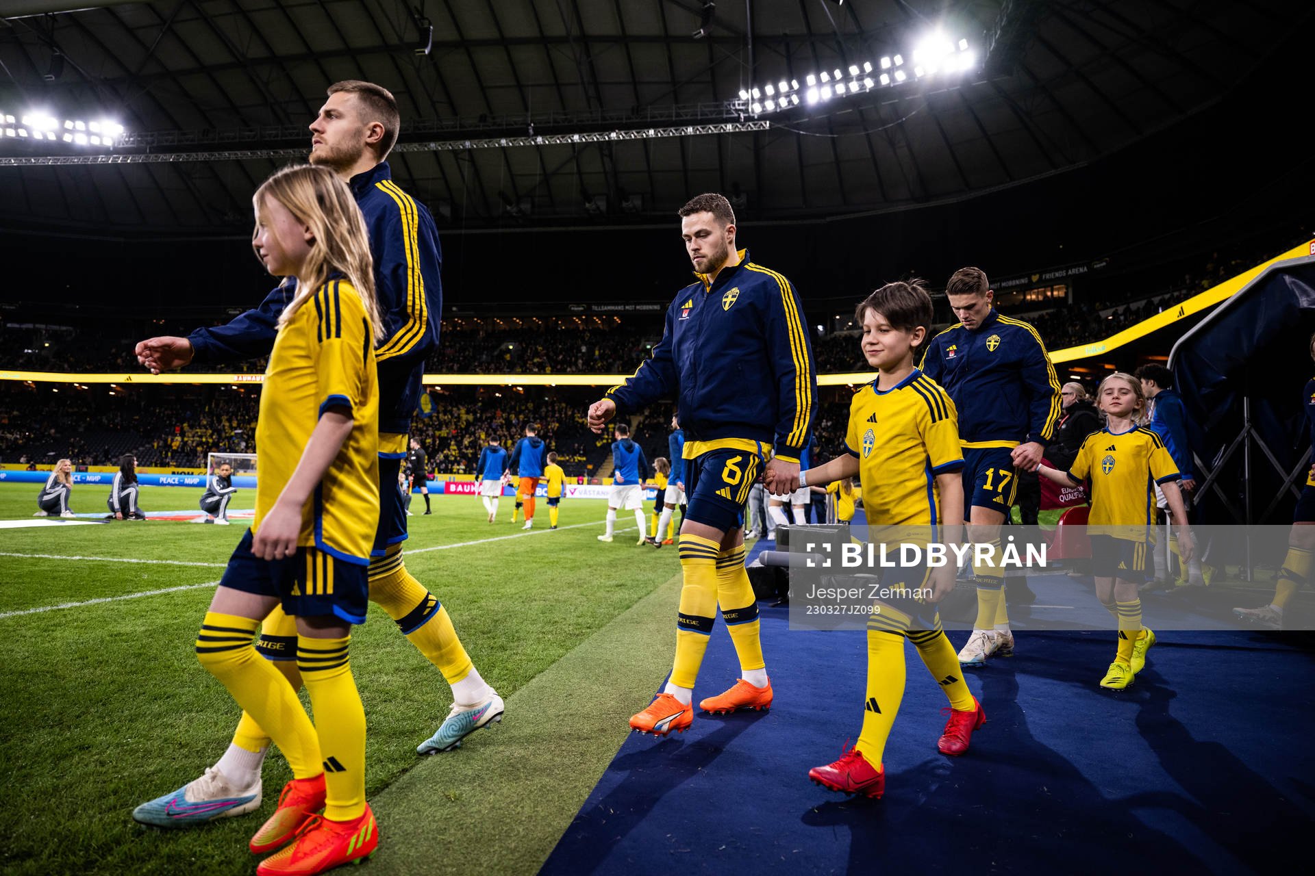Gabriel Gudmundsson and Viktor Gyökeres of Sweden