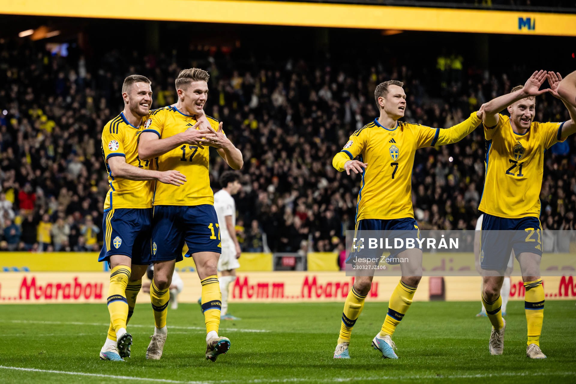 Viktor Gyökeres of Sweden celebrate with teammates
