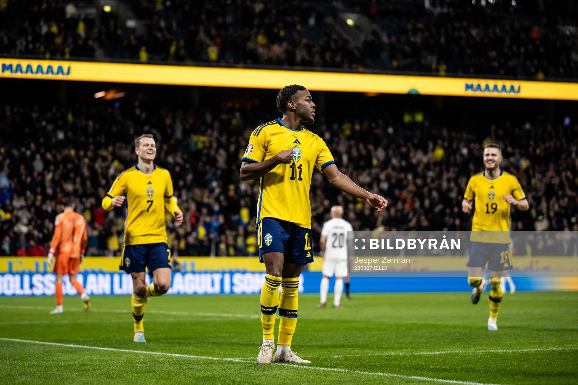 Anthony Elanga of Sweden celebrates