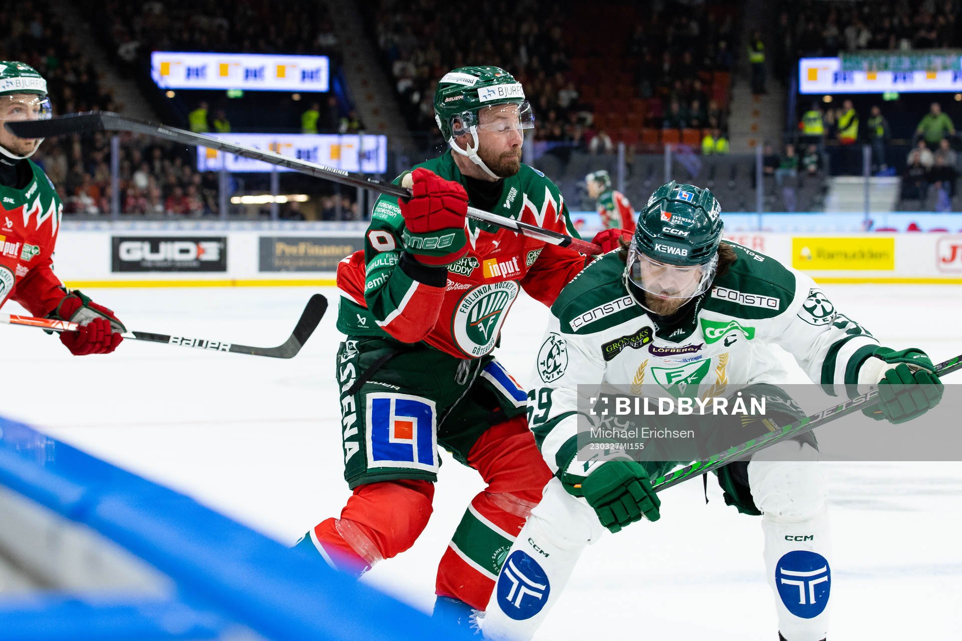 Frölundas Jan Mursak och Färjestads Linus Johansson