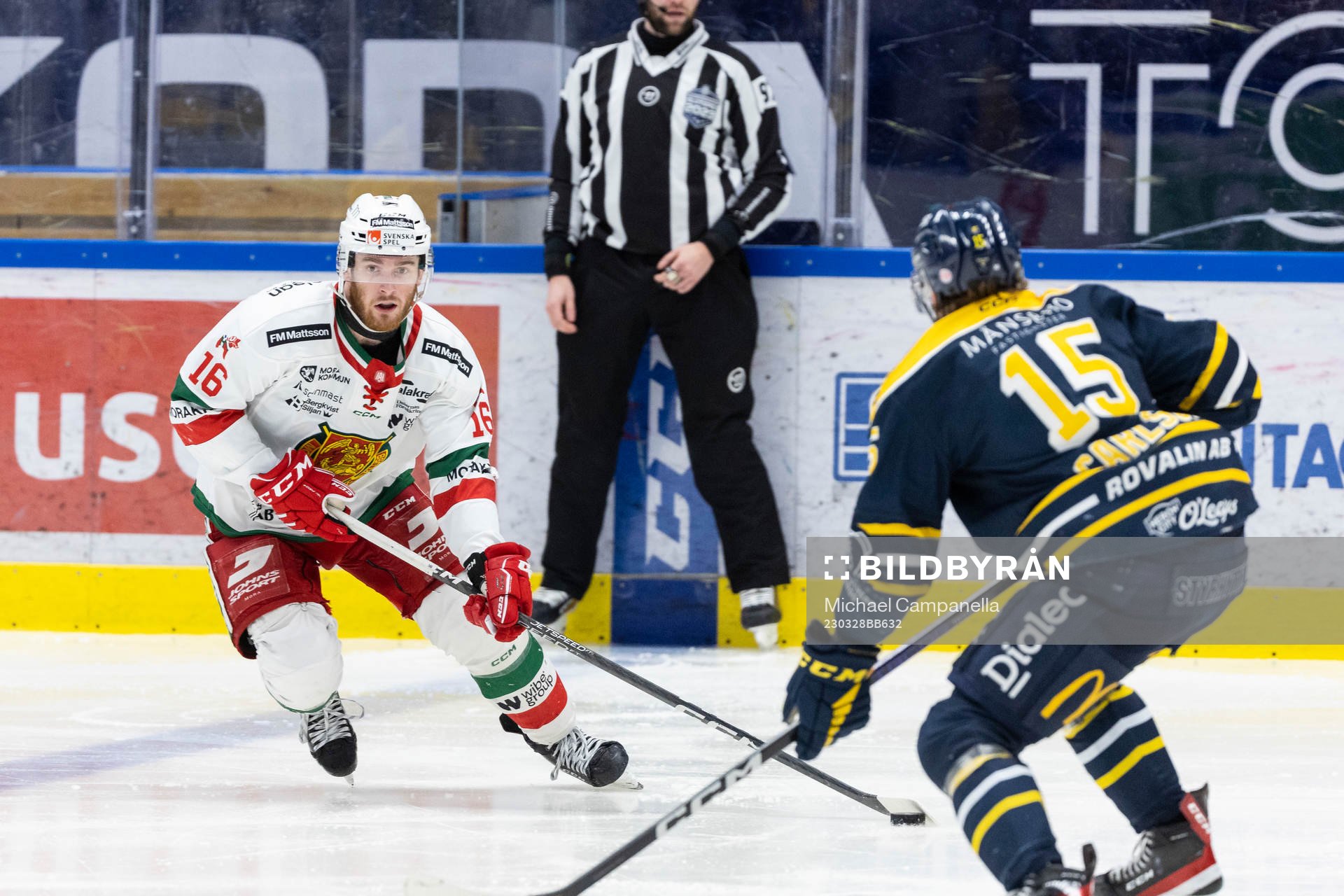 Moras Kevin Hancock och Södertäljes Albin Carlson