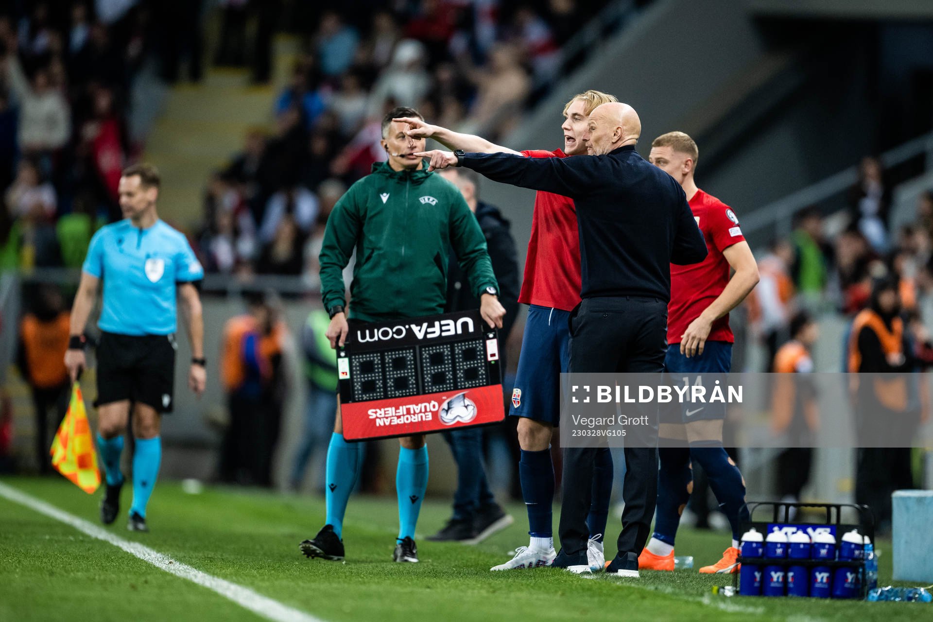Kristian Thorstvedt and Head coach Ståle Solbakken of