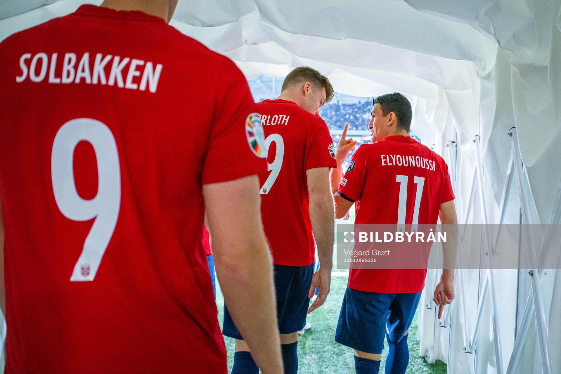 Alexander Sørloth and Mohamed Elyounoussi of Norway at