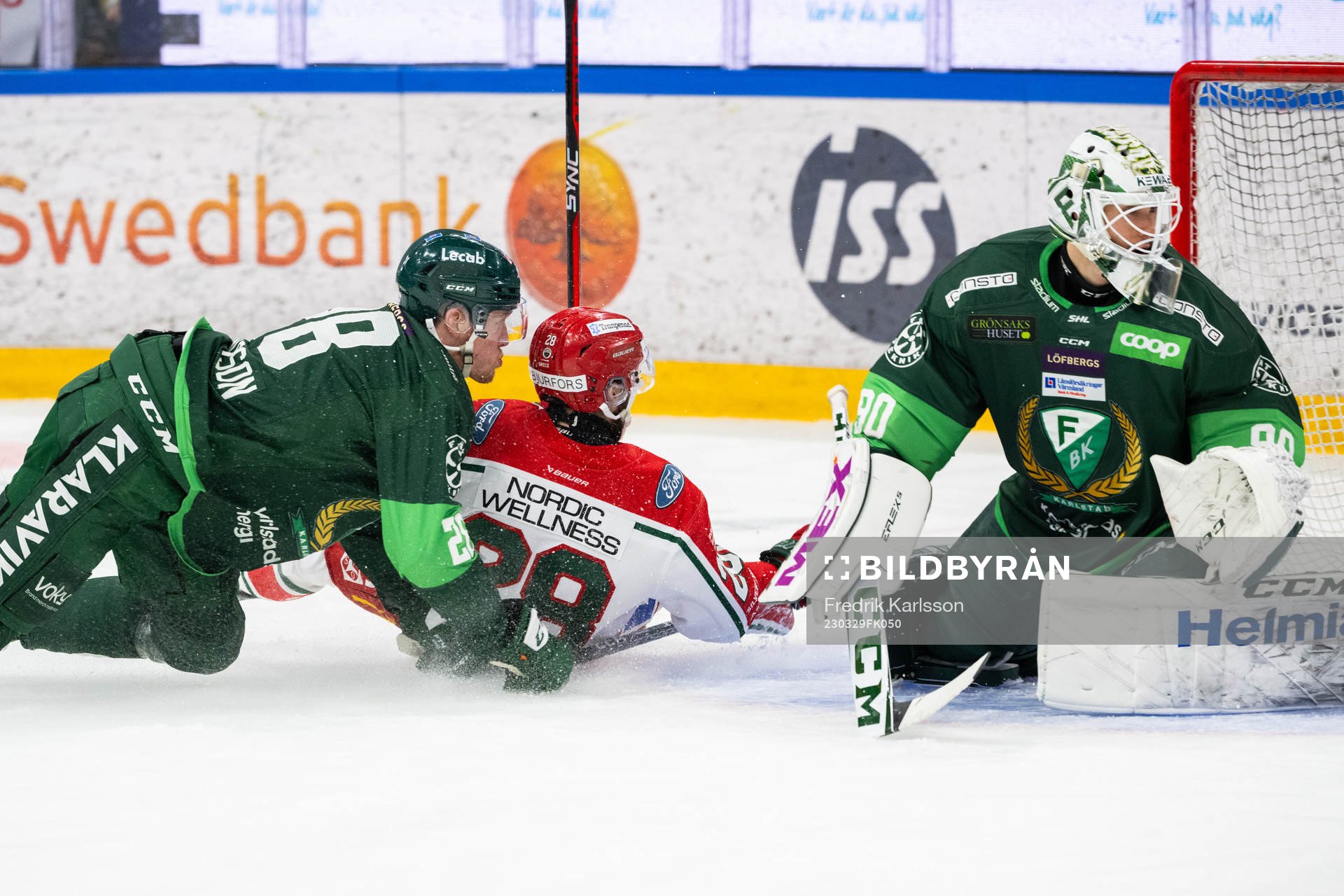 Frölundas Anthony Greco mot Färjestads Mattias Göransson