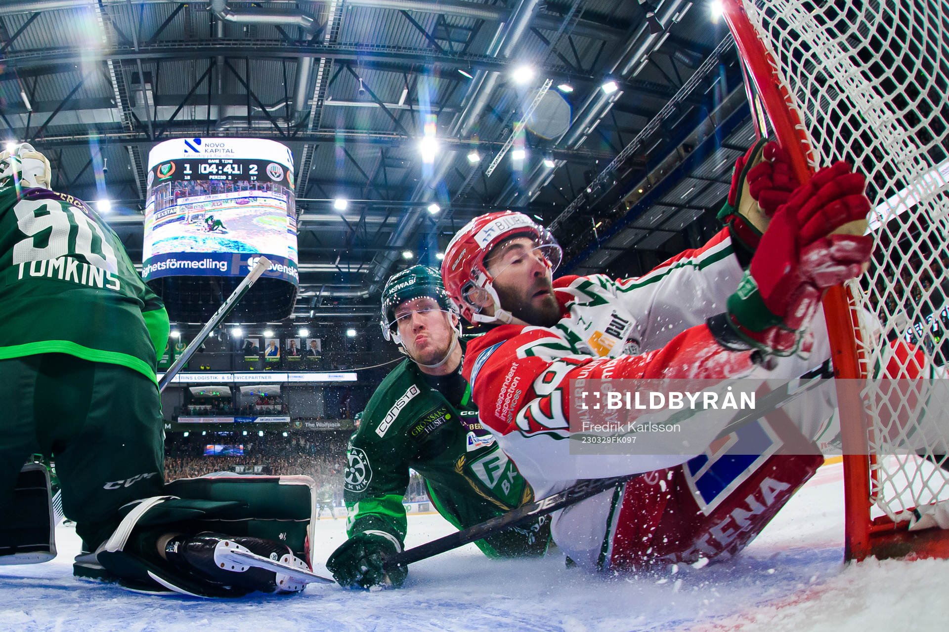Färjestads Mattias Göransson och Frölundas Anthony Greco