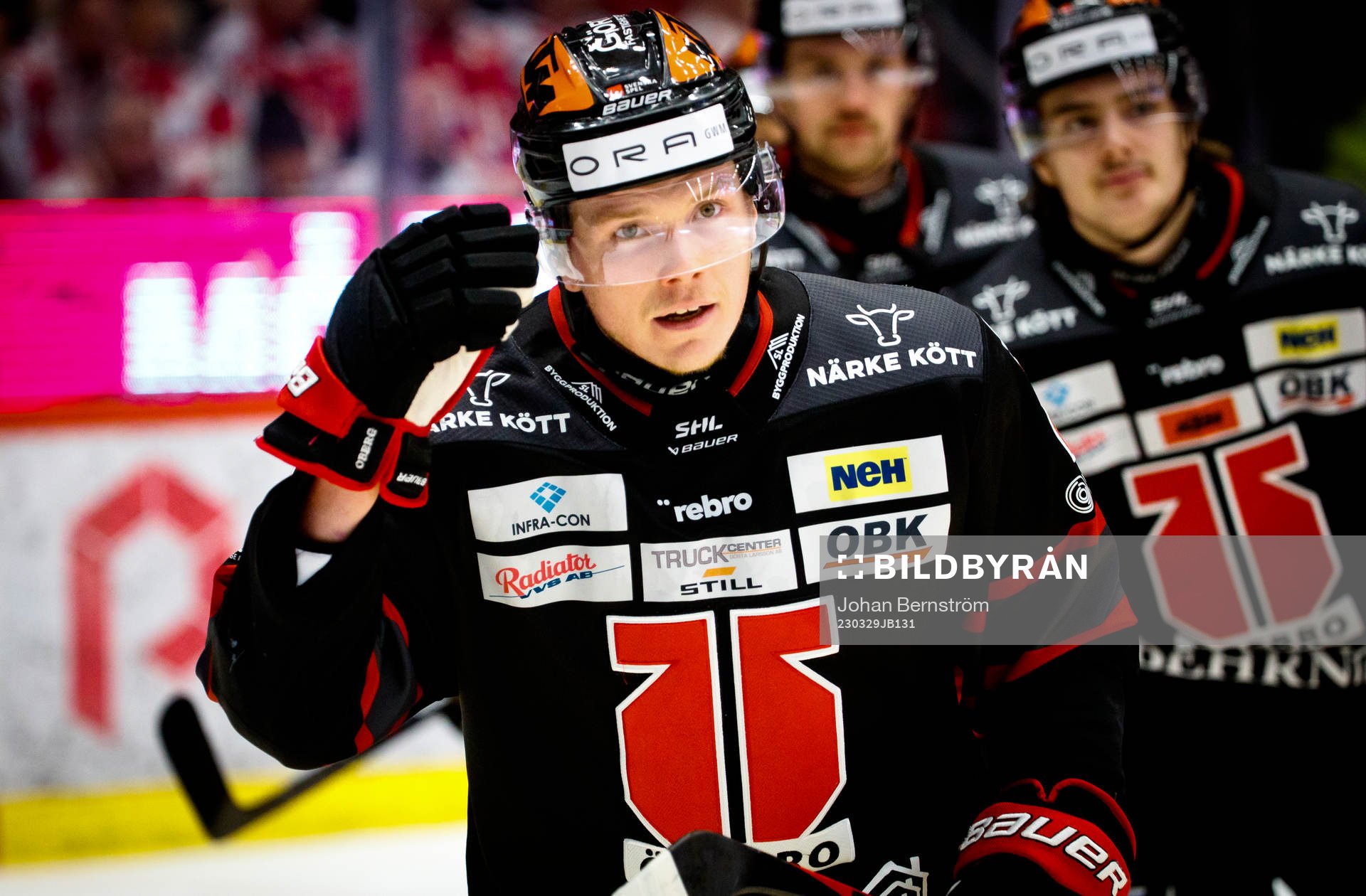 Örebros Linus Öberg jublar