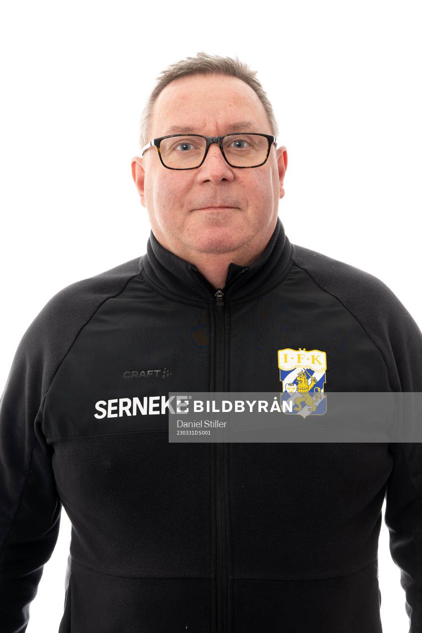 IFK Göteborgs materialförvaltare Rolf Gustavsson poserar för ett porträtt den 31 mars 2023 i Göteborg. 
