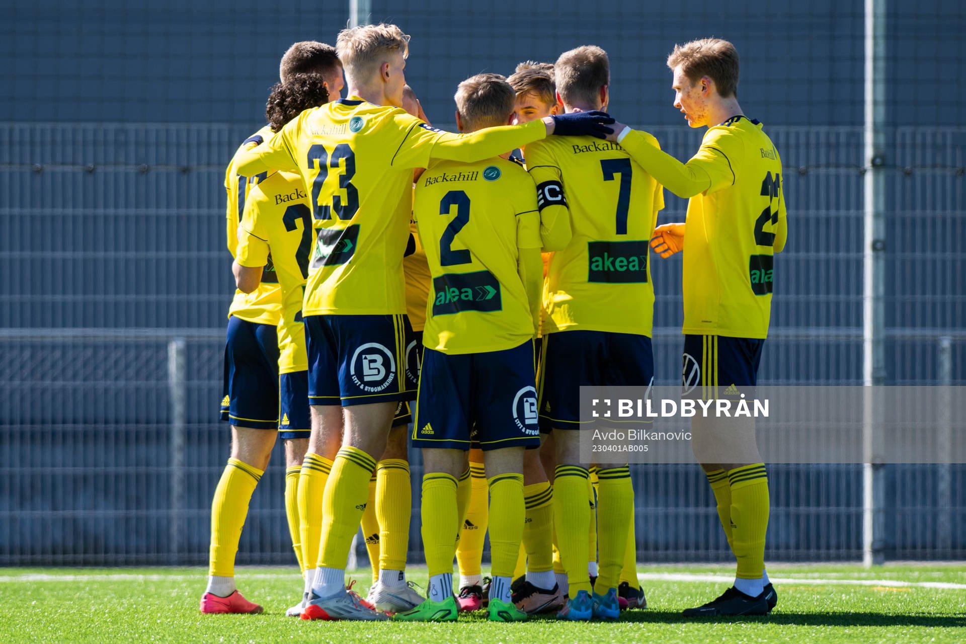 Ängelholms Niklas Svensson och Oussama Djafer-Bey jublar