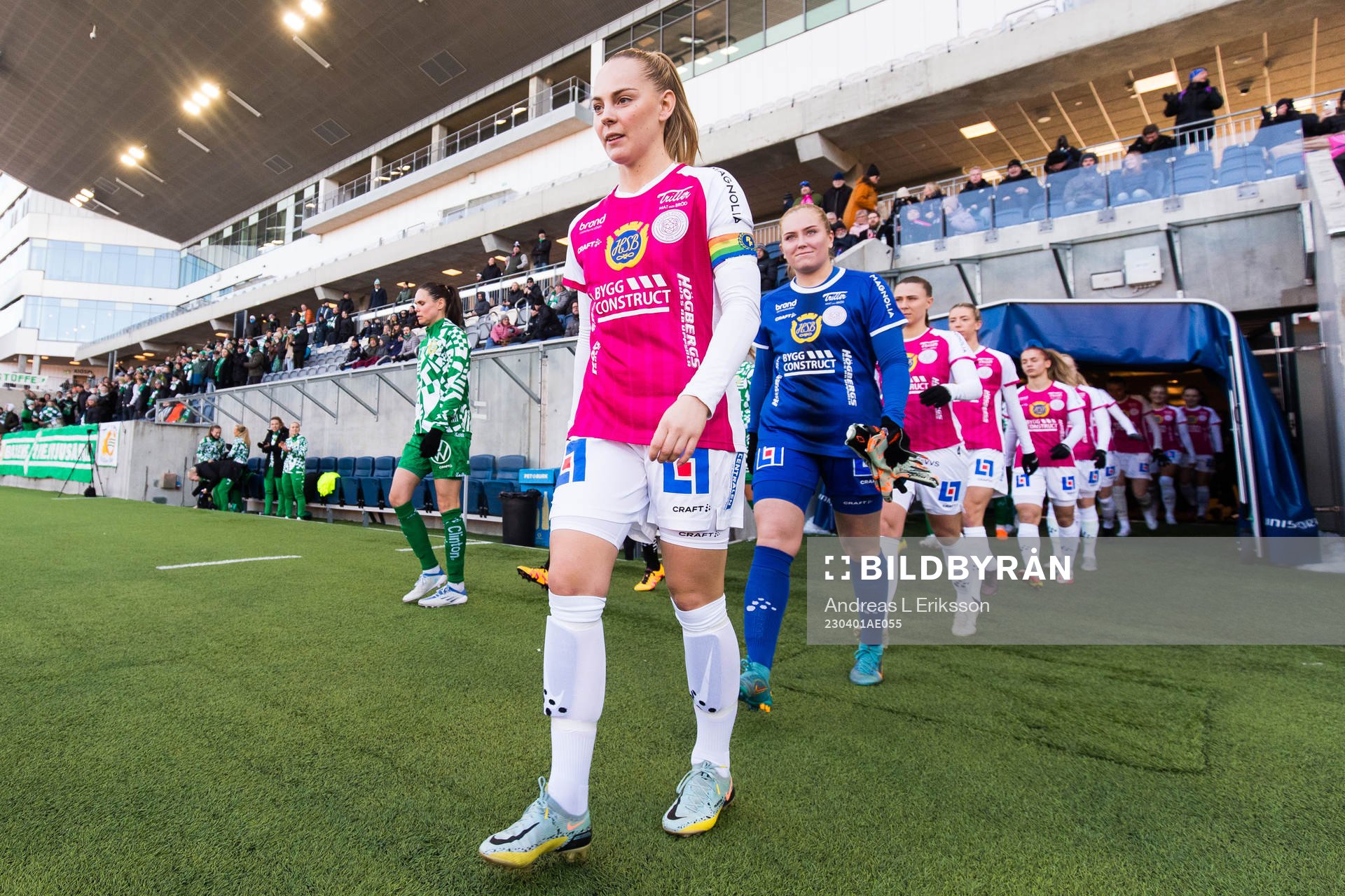 IK Uppsalas Agnes Nyberg och målvakt Milla-Maj Majasaari