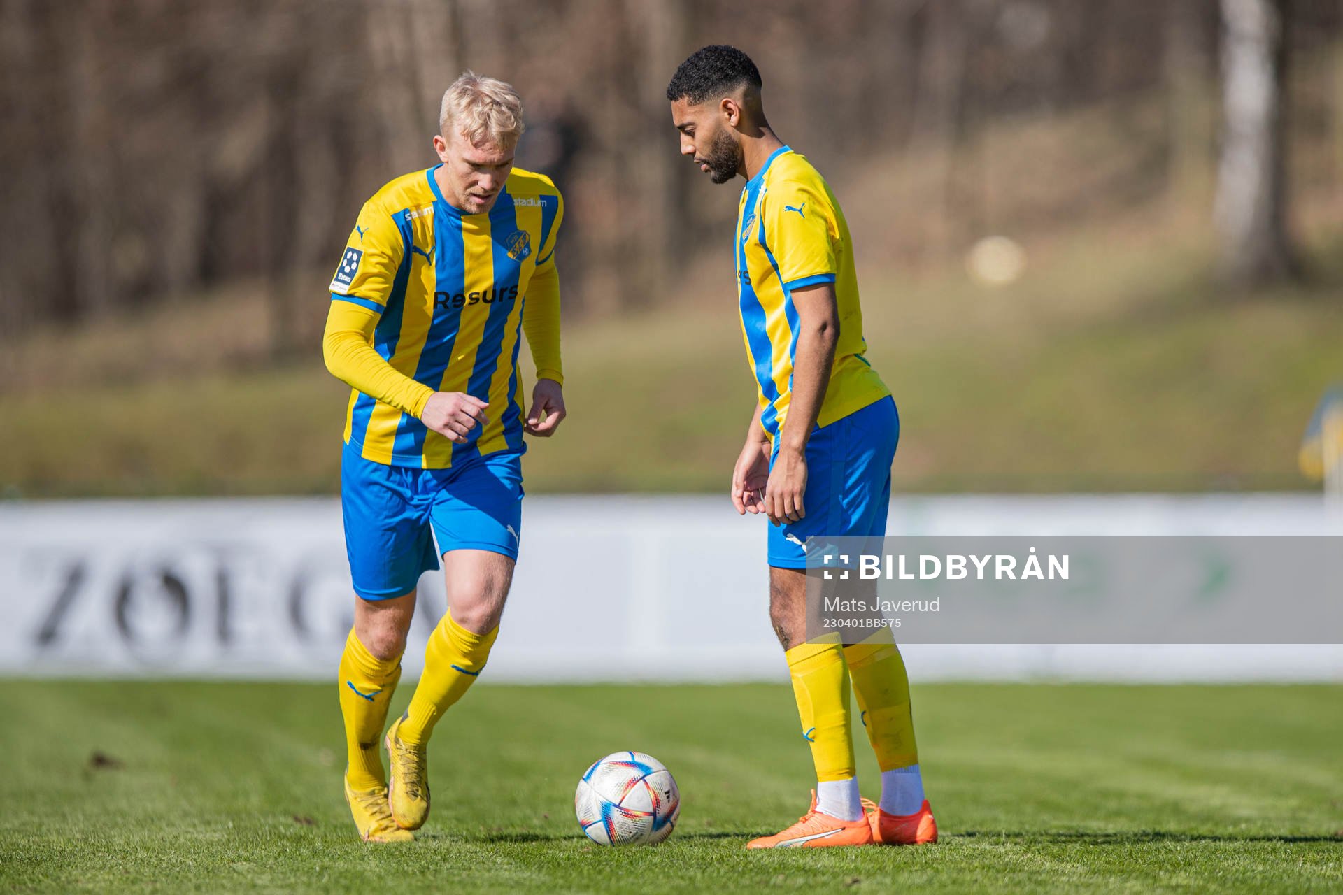 Eskilsminne IFs Robin Wendin Thomasson och Yonathan Getachew