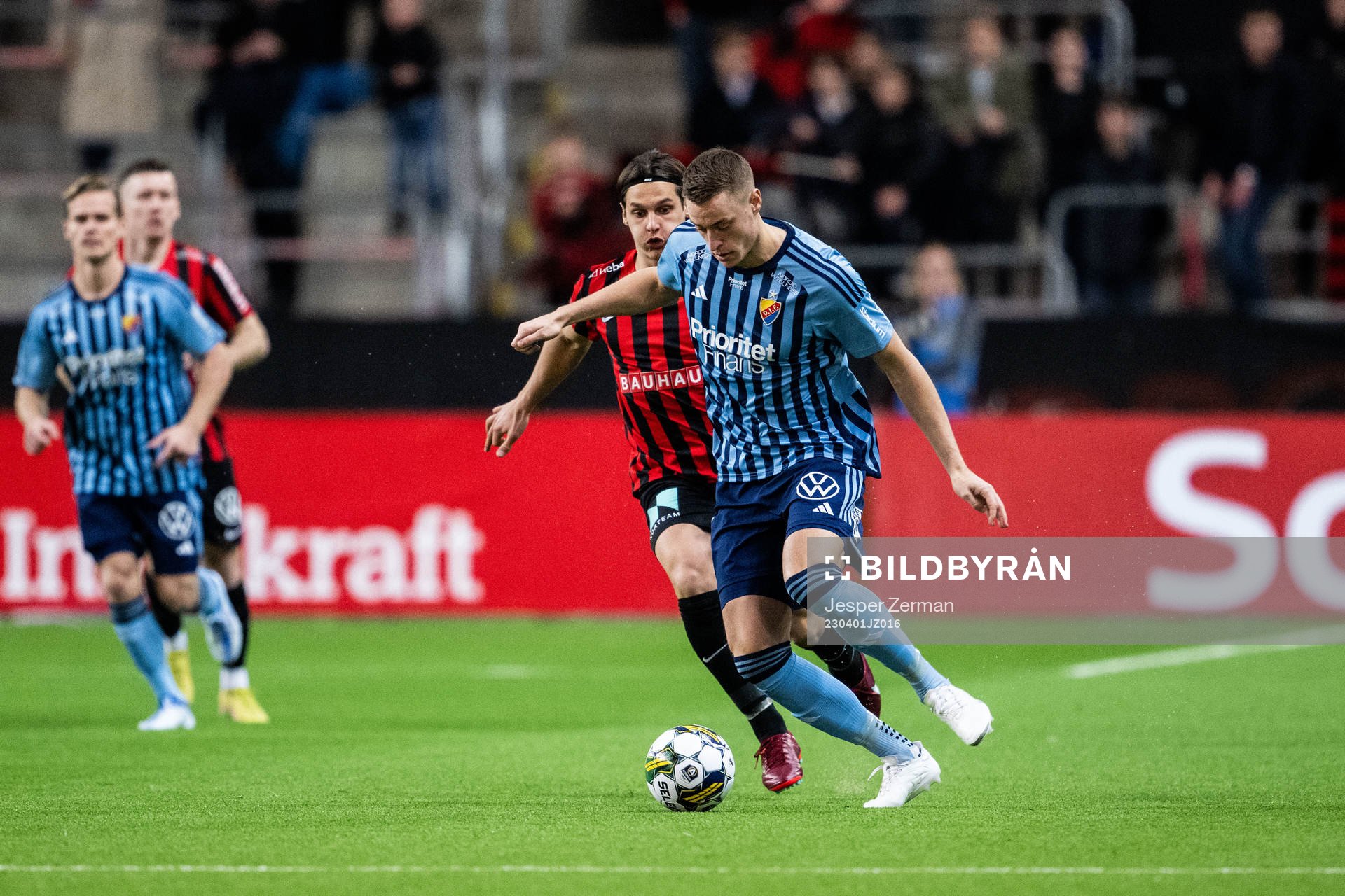 Brommapojkarnas Kevin Ackermann och Djurgårdens Jesper