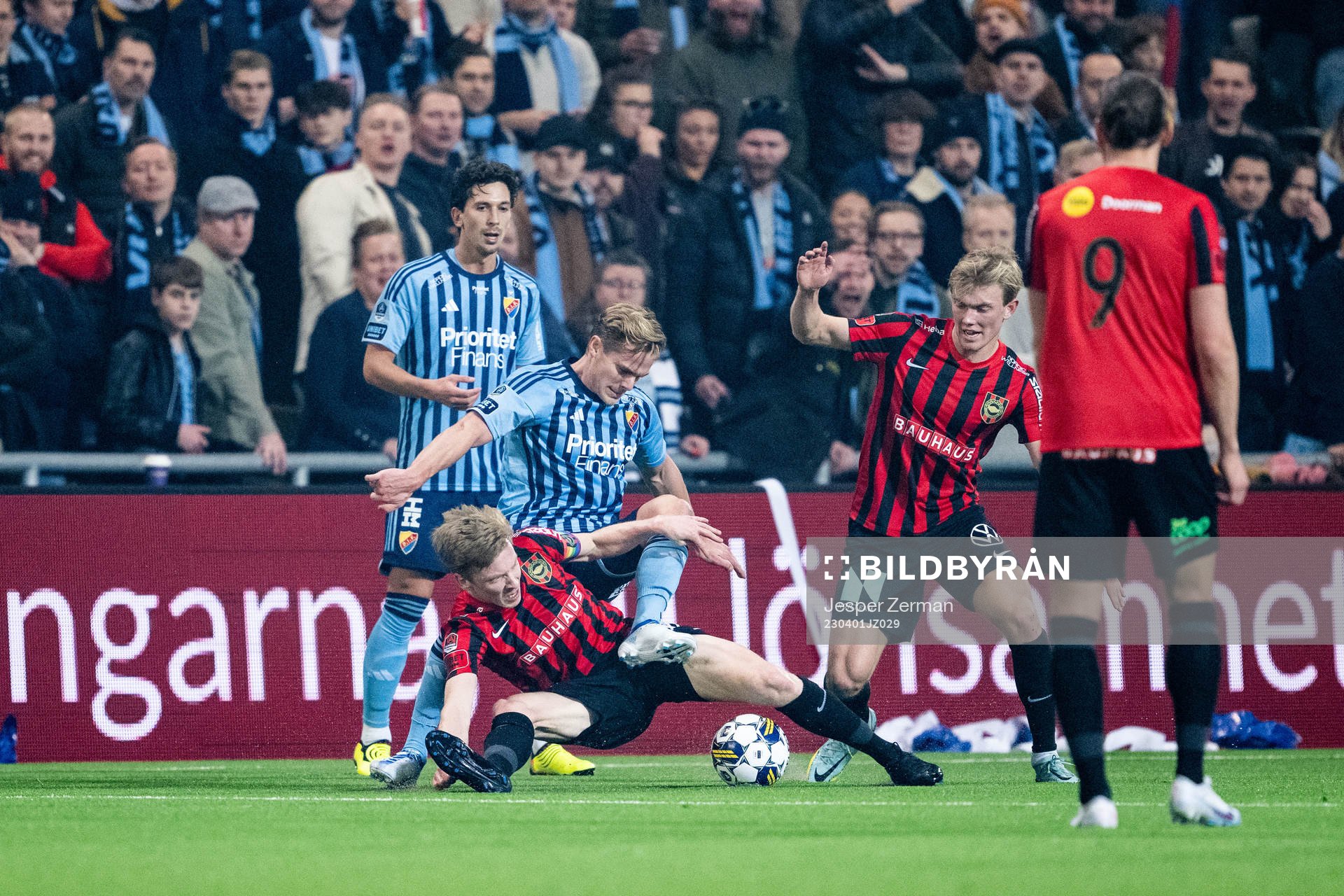 Brommapojkarnas Gustav Sandberg Magnusson och Djurgårdens