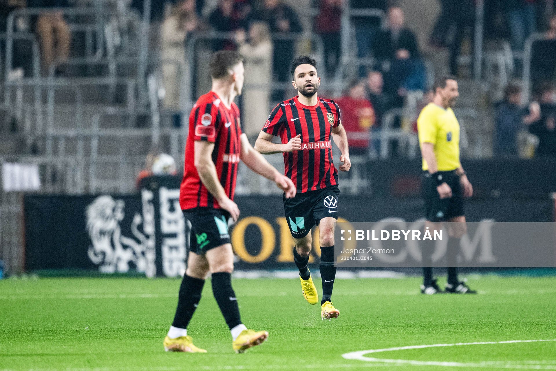 Brommapojkarnas Marijan Cosic jublar