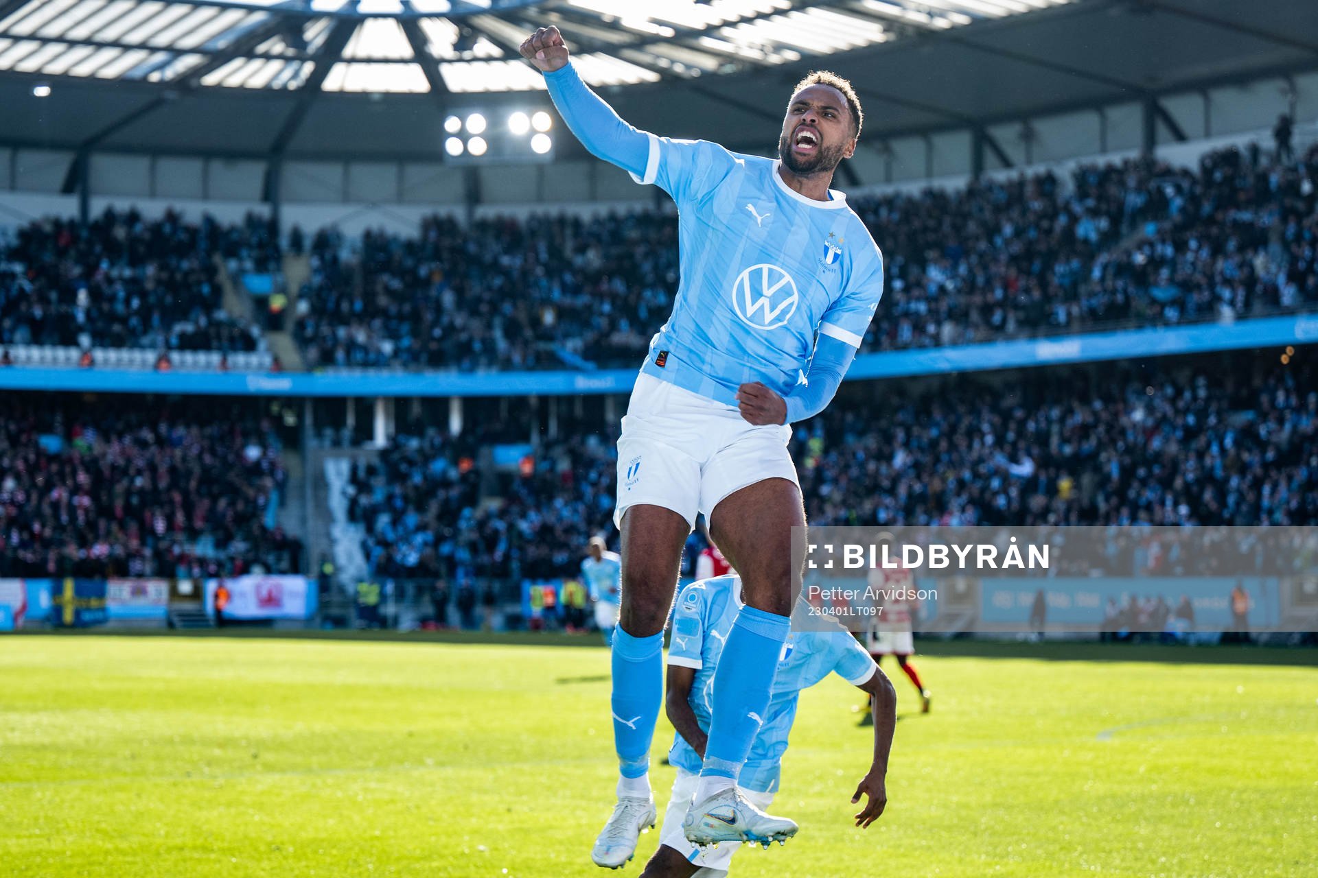 Malmö FFs Isaac Kiese Thelin jublar