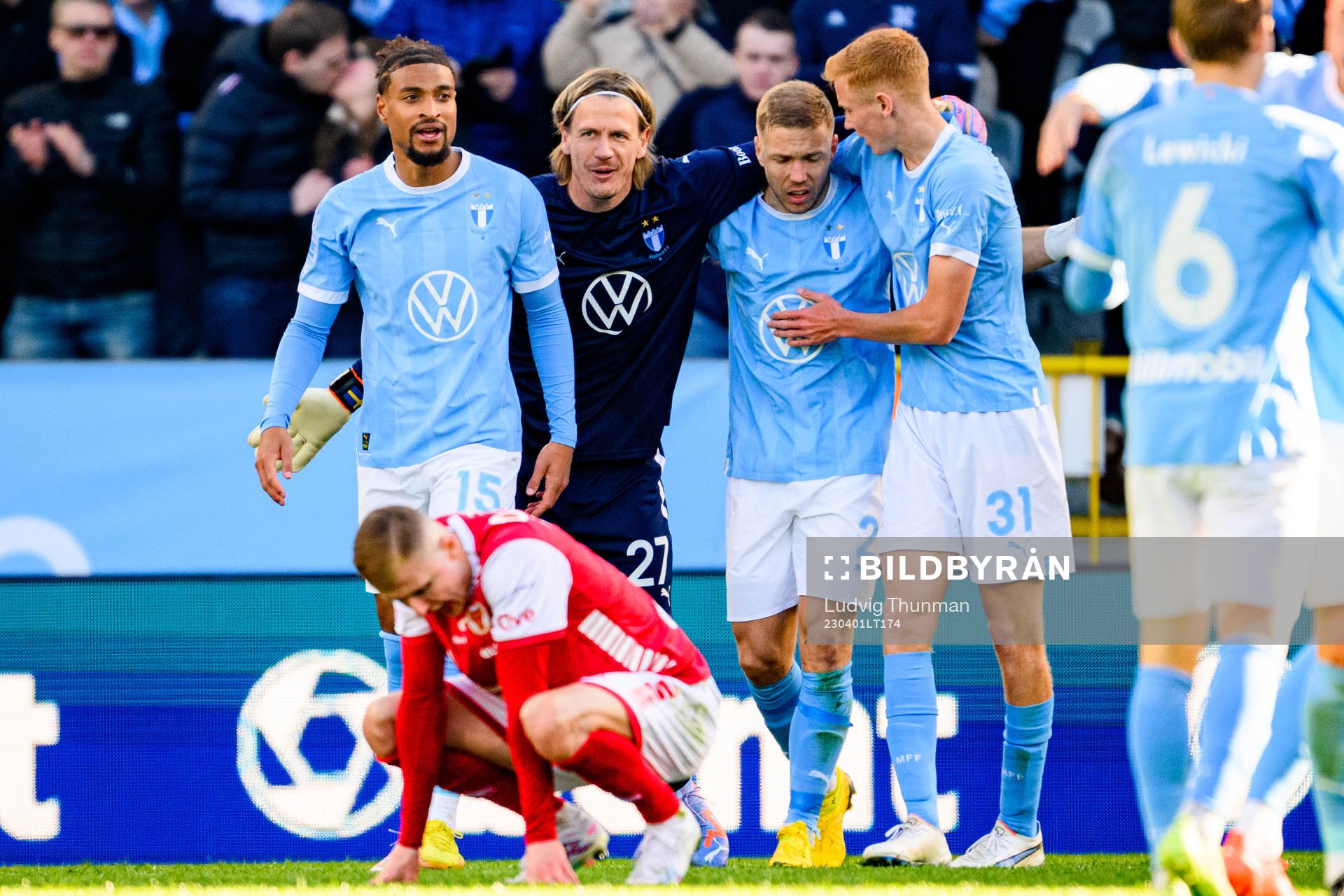 Malmö FFs Joseph Ceesay, målvakt Johan Dahlin, Anton