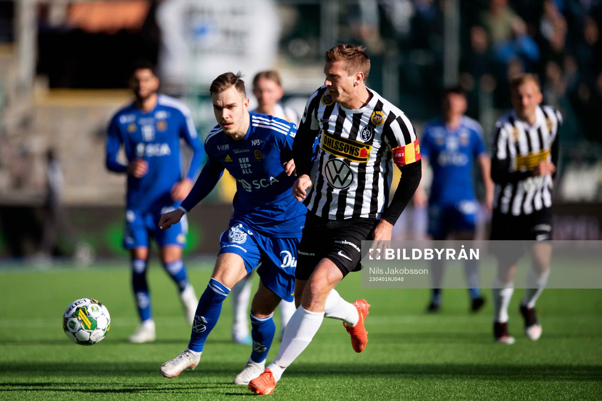 GIF Sundsvalls Dusan Jajic och Landskronas Philip Andersson