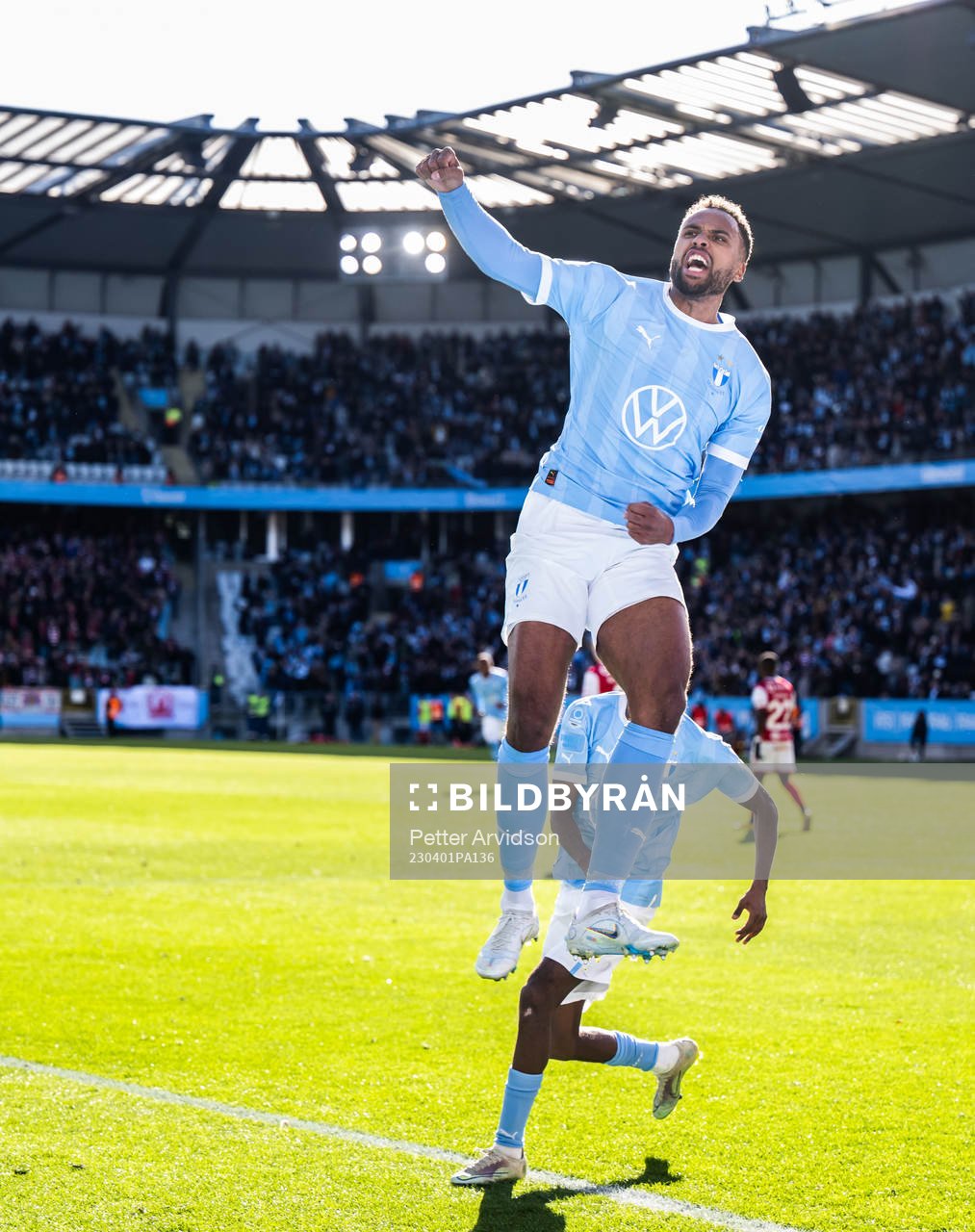 Malmö FFs Isaac Kiese Thelin jublar