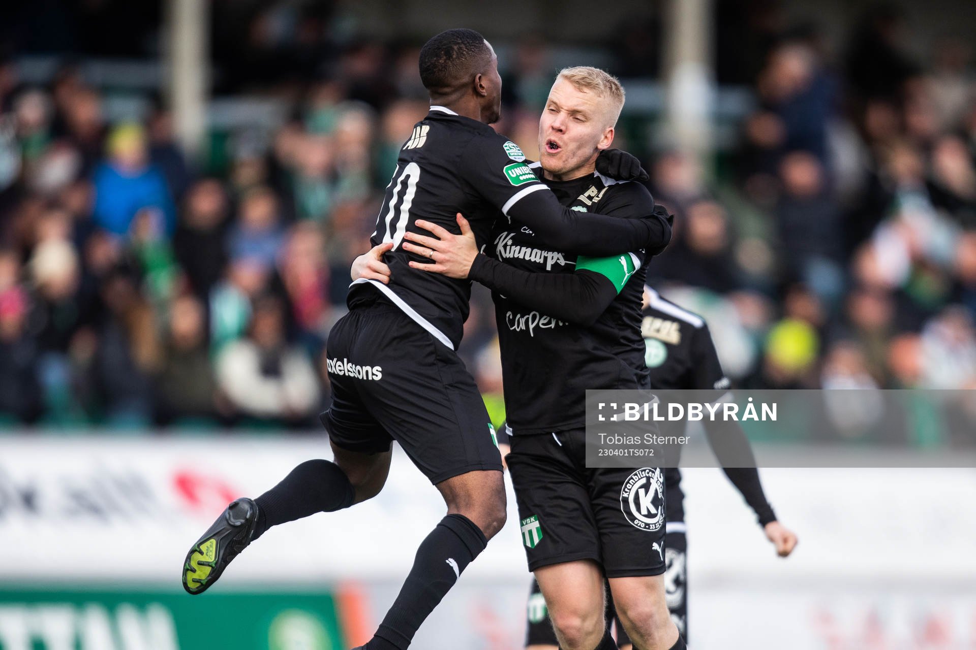 Västerås SKs Simon Johansson jublar