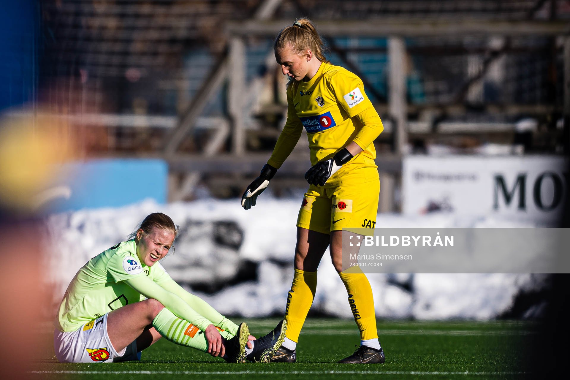 Katrine Emilie Winnem Jørgensen of LSK Kvinner in pain